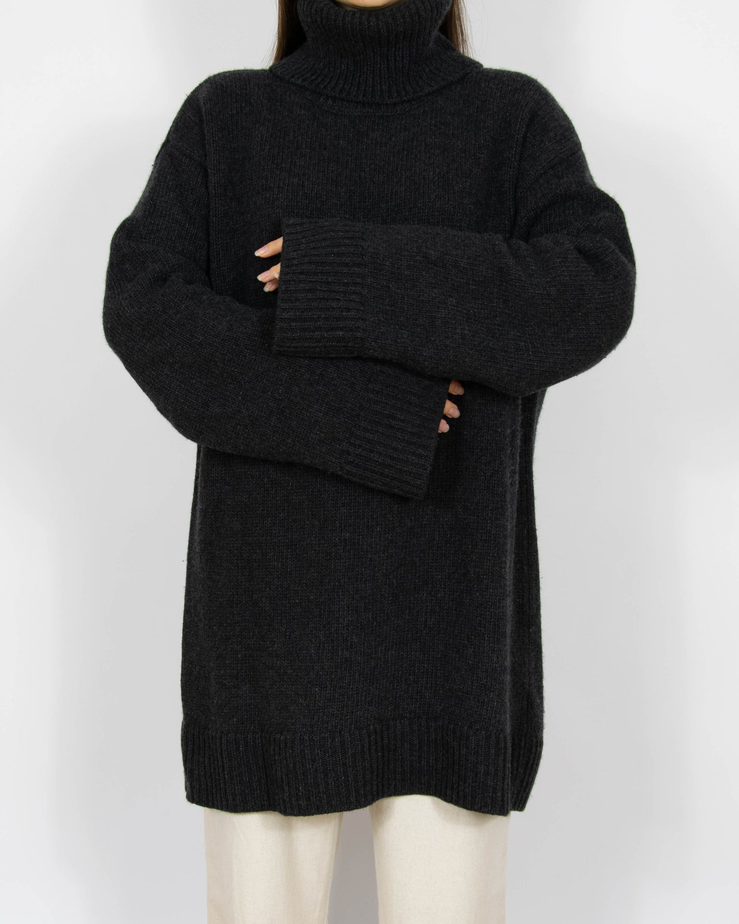Ciemnoszary wełniany (wełna + kaszmir) oversize sweter z golfem H&M - S