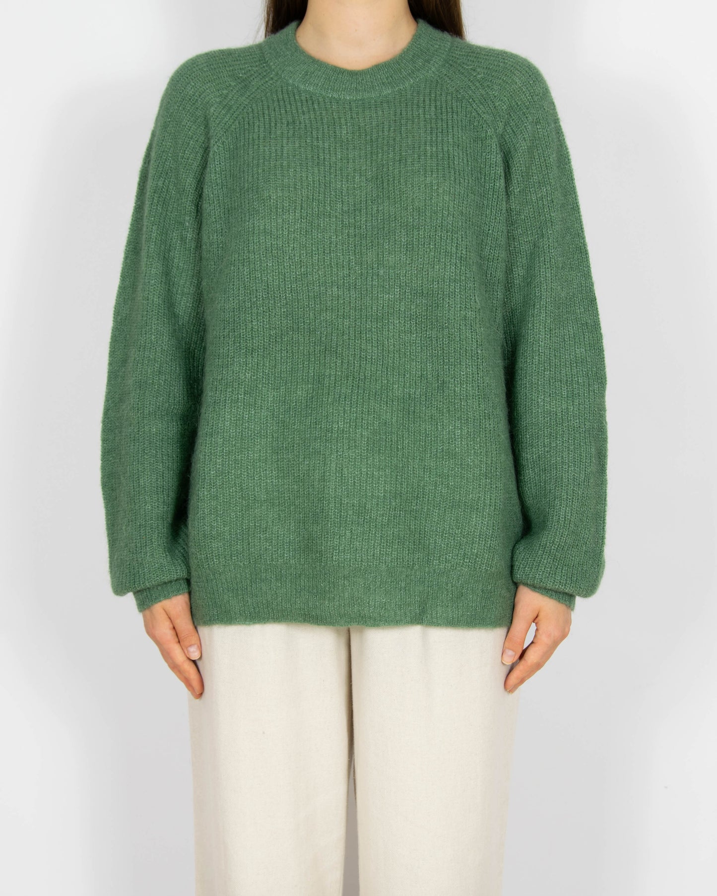 Zielony khaki wełniany (wełna i alpaka) sweter Soaked - M