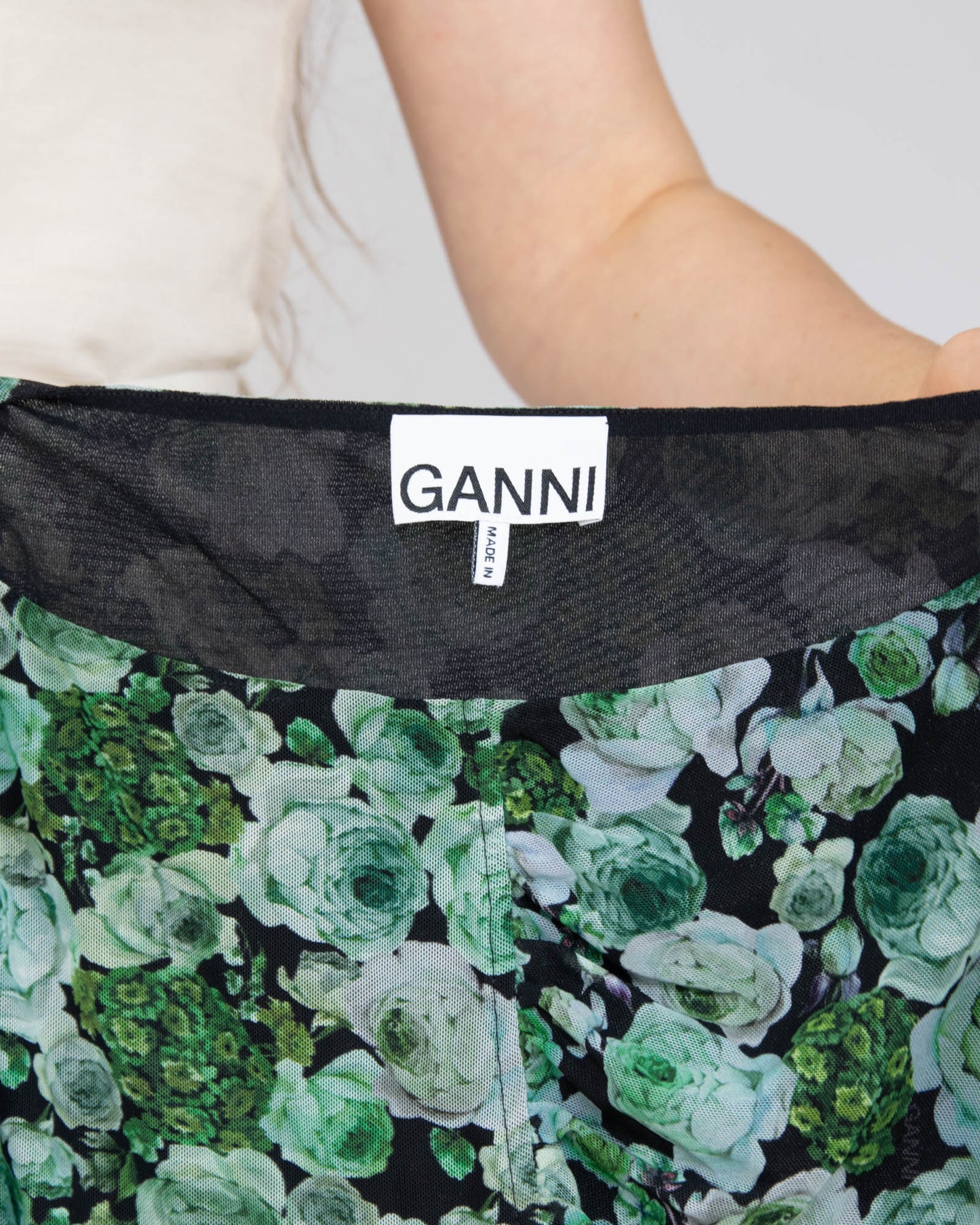 Czarno zielona sukienka w kwiaty GANNI - S