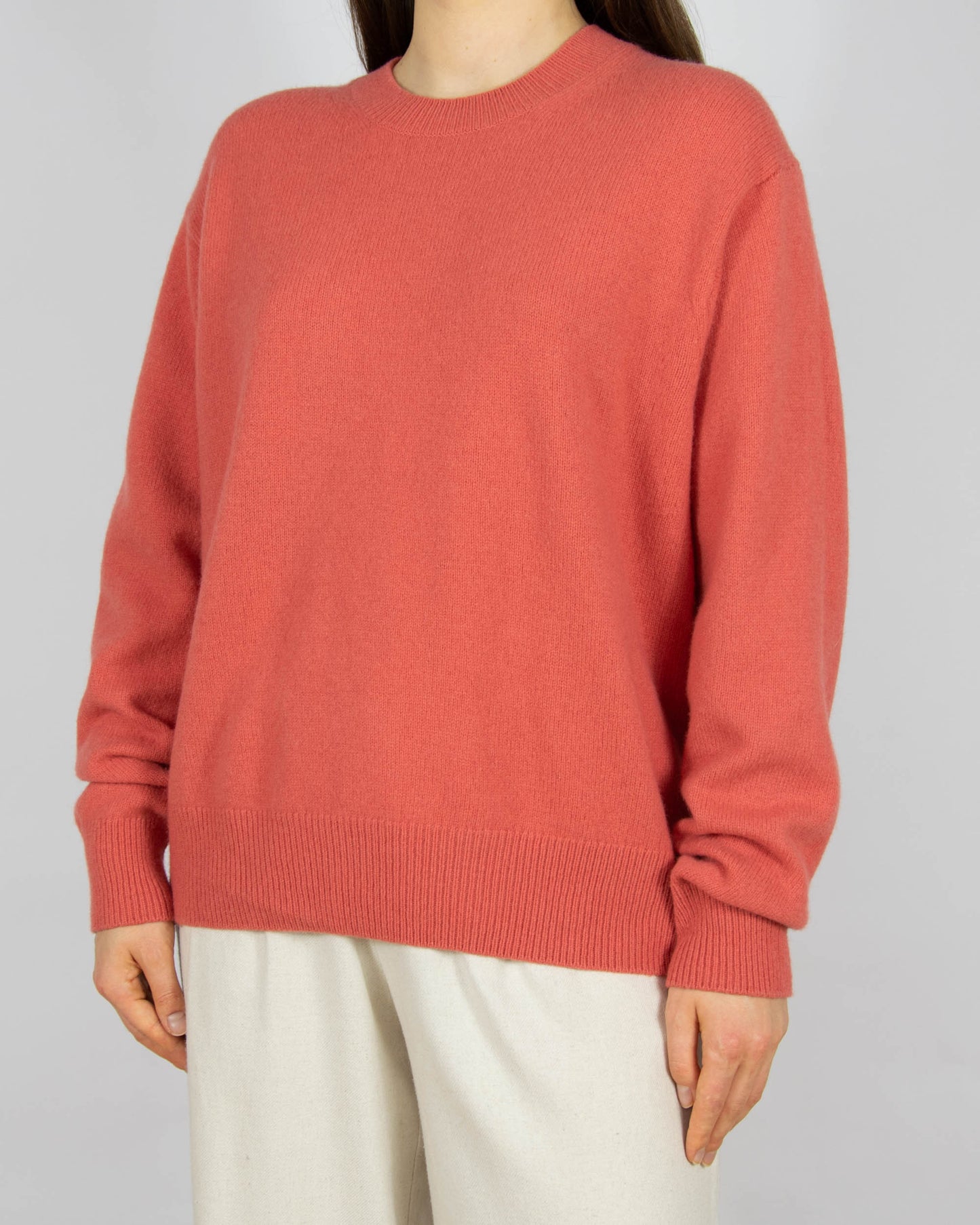 Malinowy wełniany sweter Uniqlo