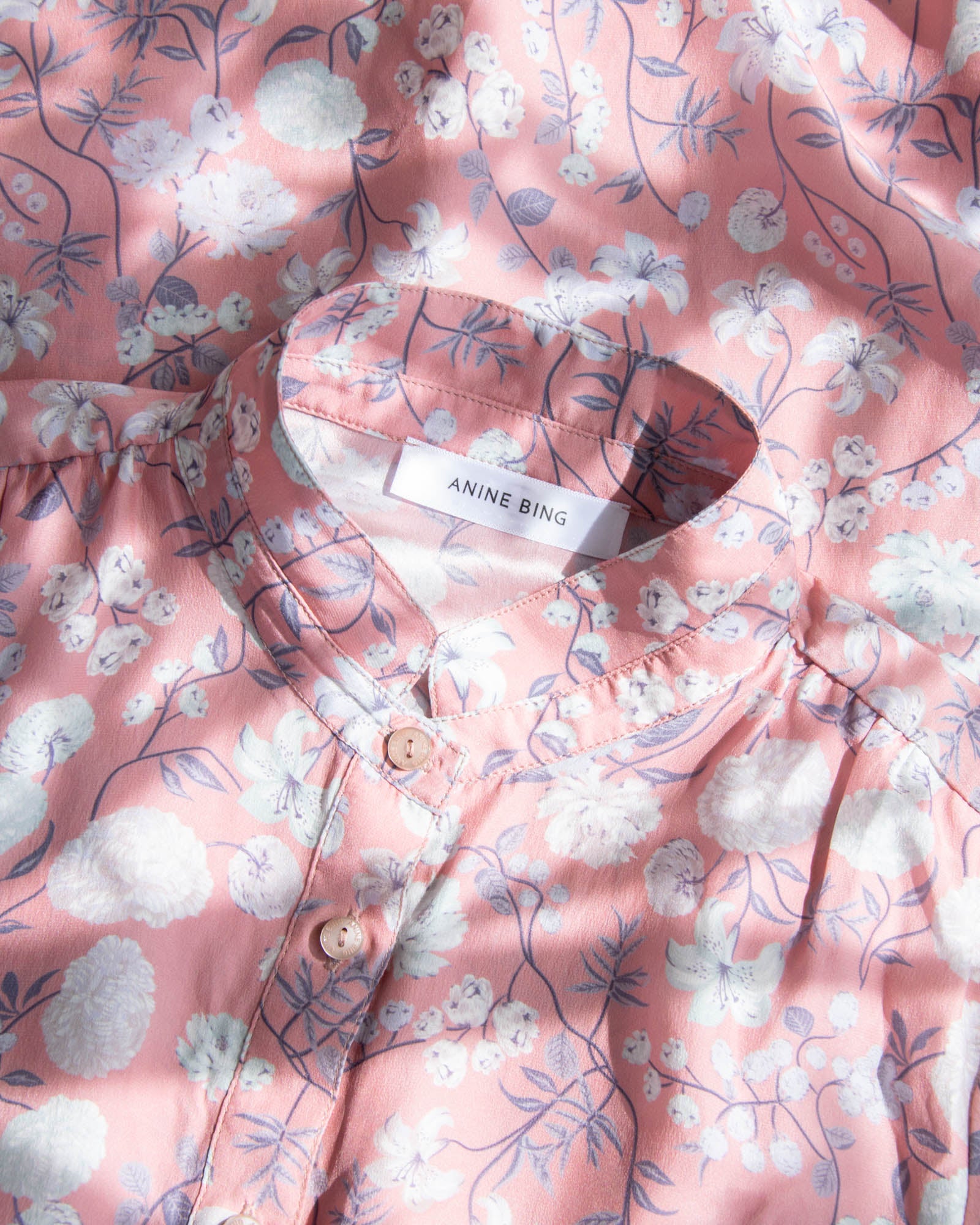 Różowa jedwabna sukienka w kwiaty ANINE BING - XS