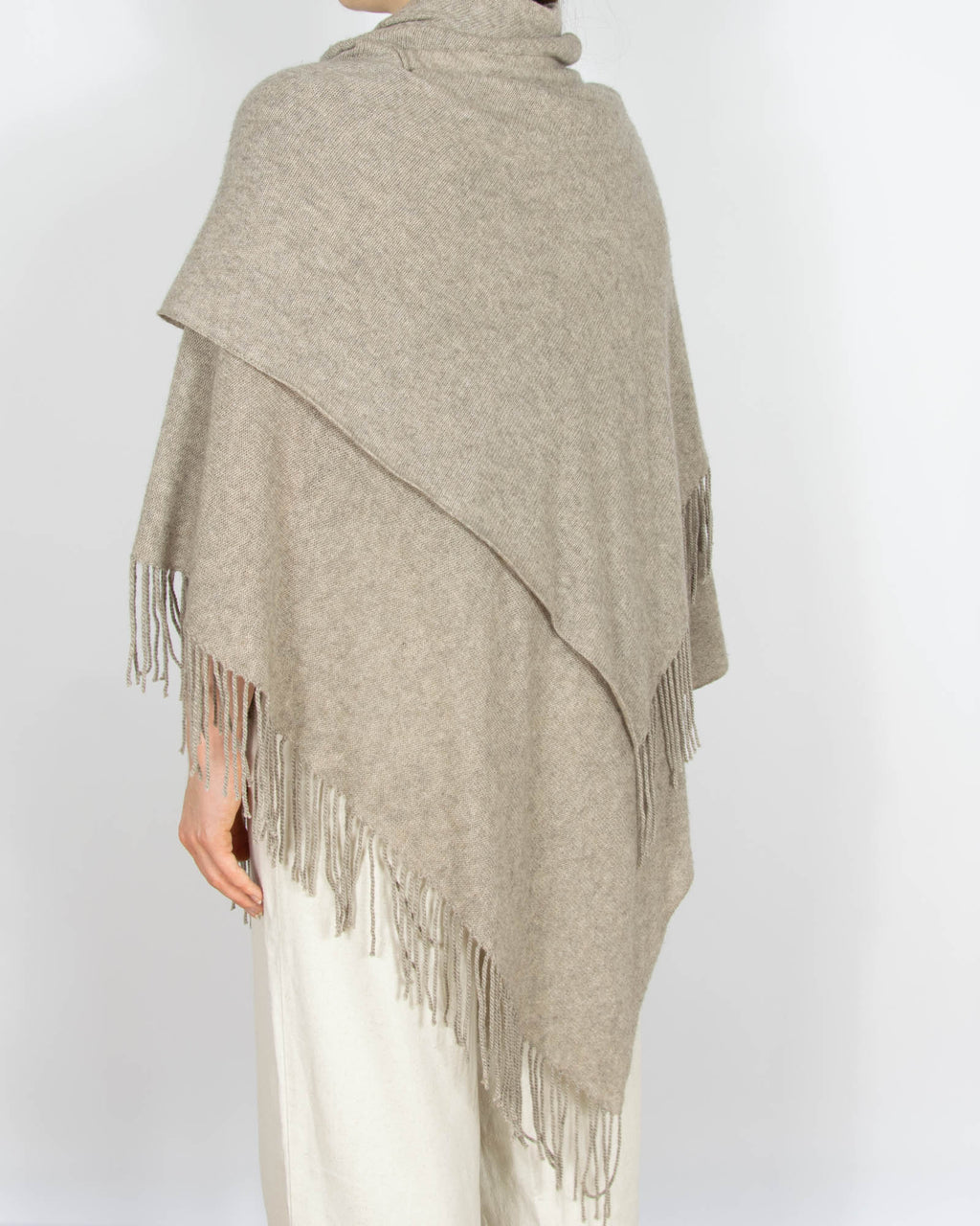 Beżowe (wełna merino + kaszmir) ponczo Adagio - M/L