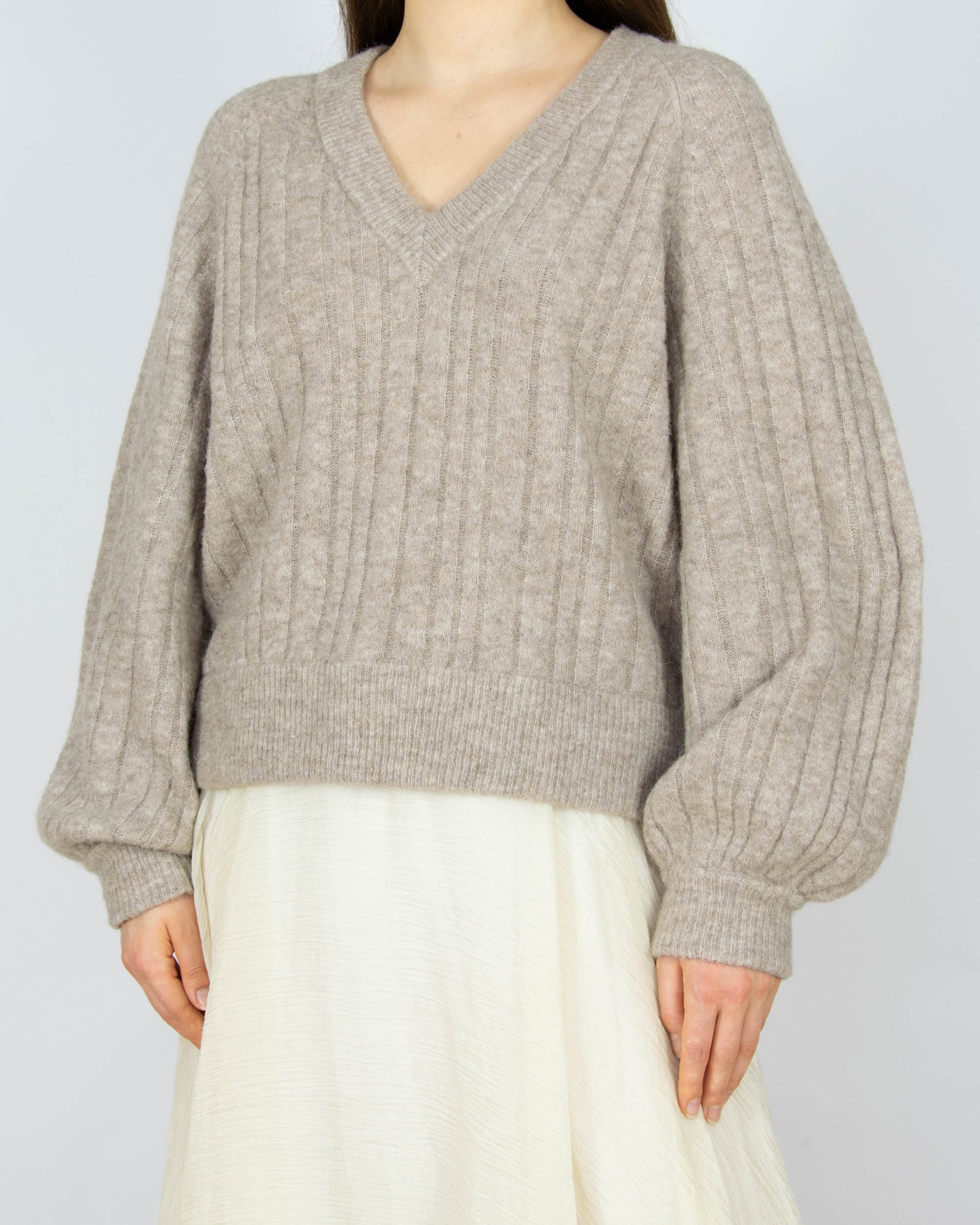 Beżowy (alpaka + wełna) sweter GESTUZ - M/L