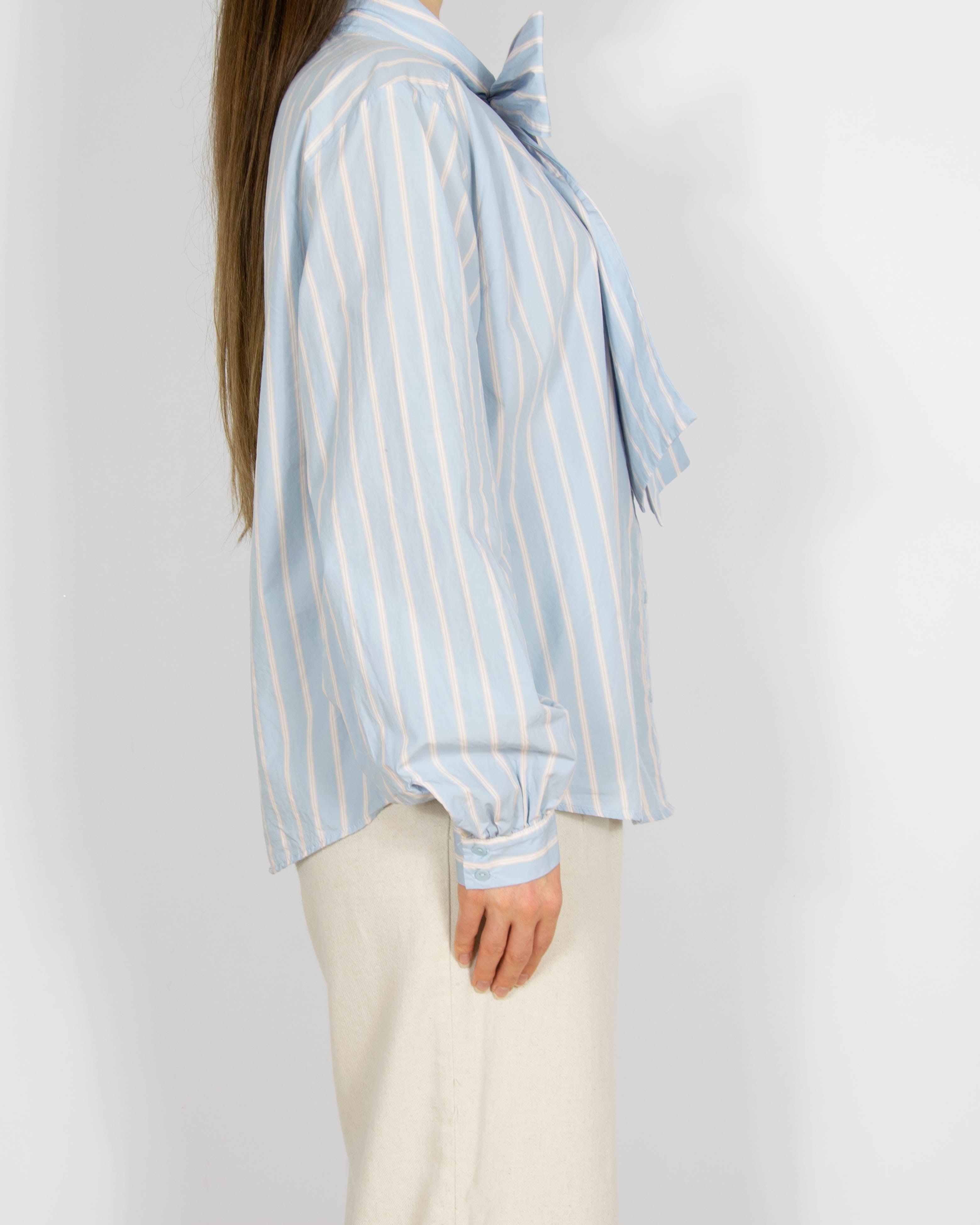 Błękitna bawełniana koszula w paski z wiązaną kokardą & other stories - S