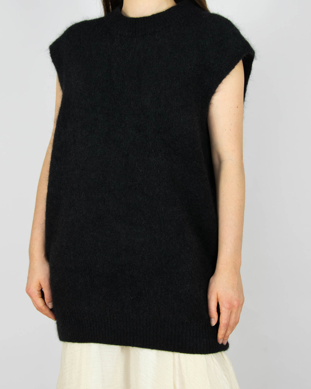 Czarna (kid moher + wełna) kamizelka American Vintage - TU (one size)