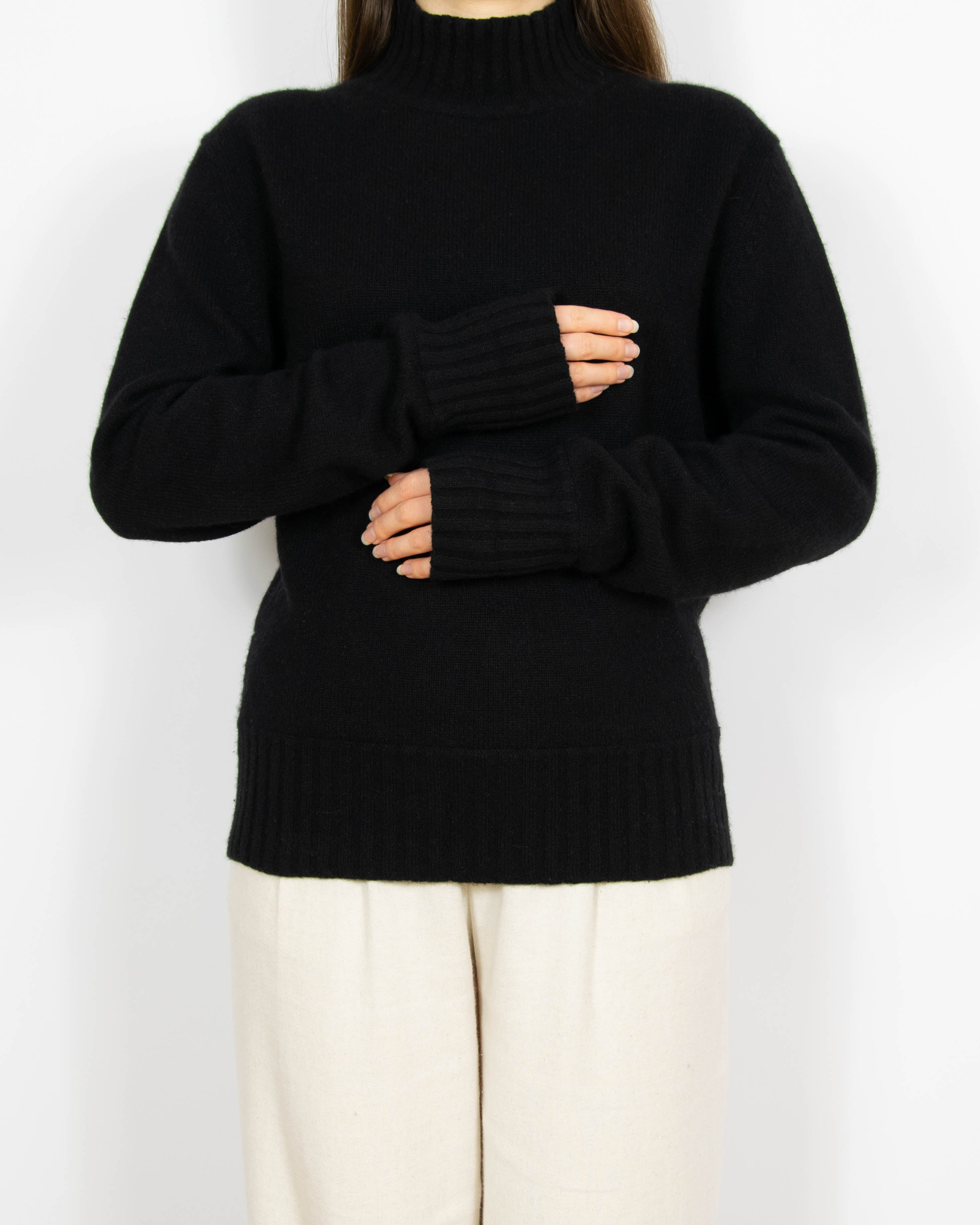Czarny gruby kaszmirowy sweter Jake's