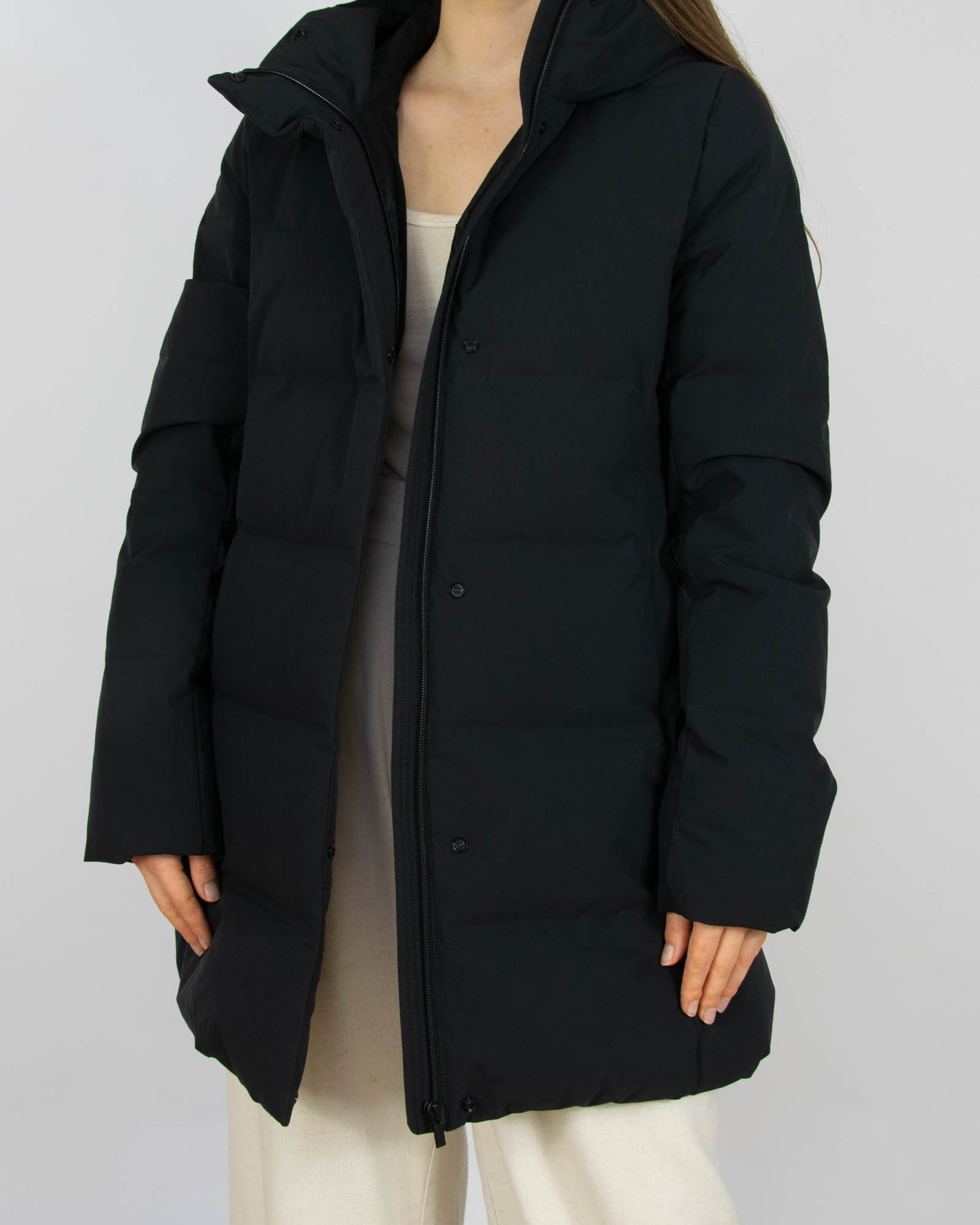 Czarna kurtka puchowa Uniqlo