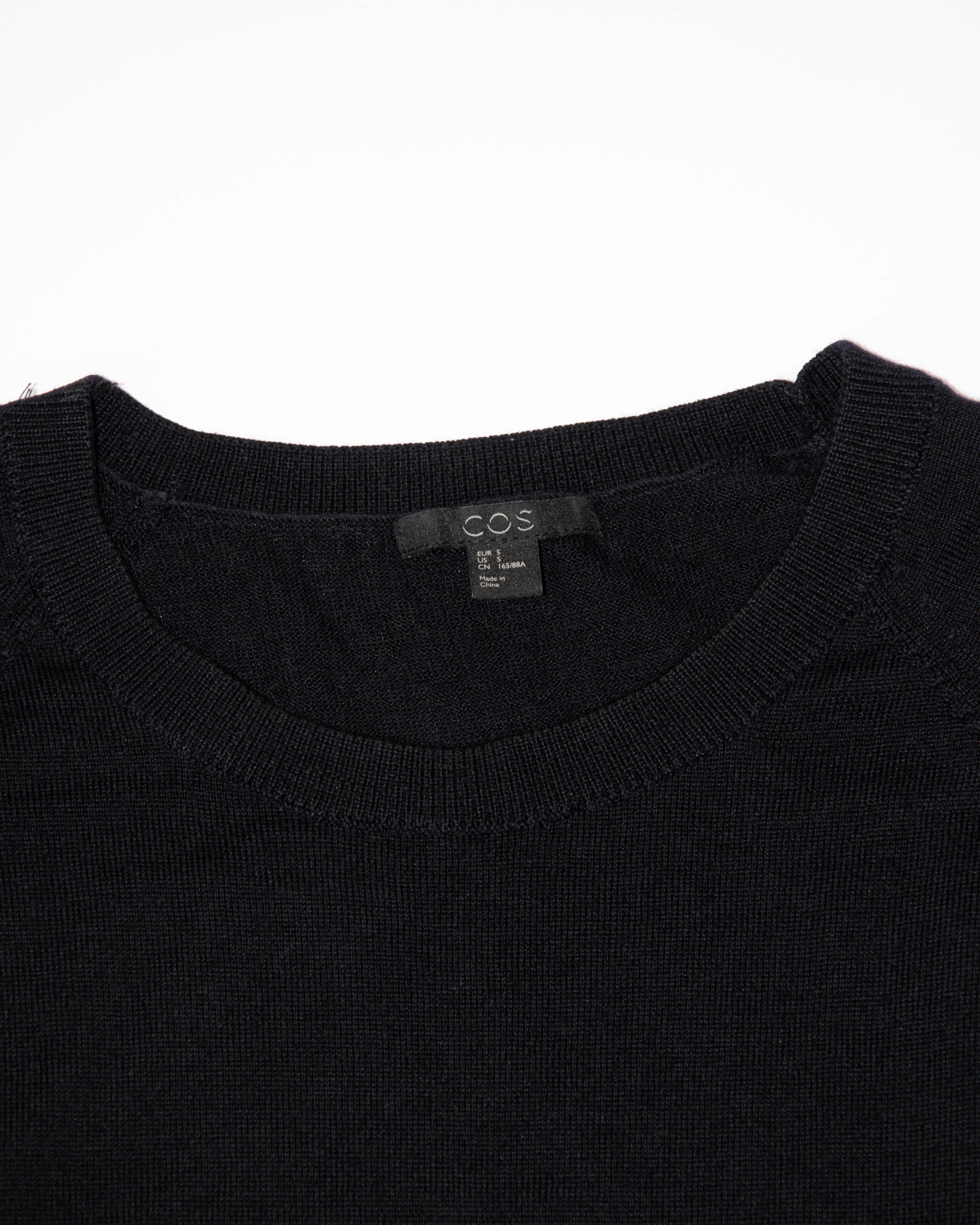 Ciemnogranatowa wełniana (merino) sukienka COS - S/M