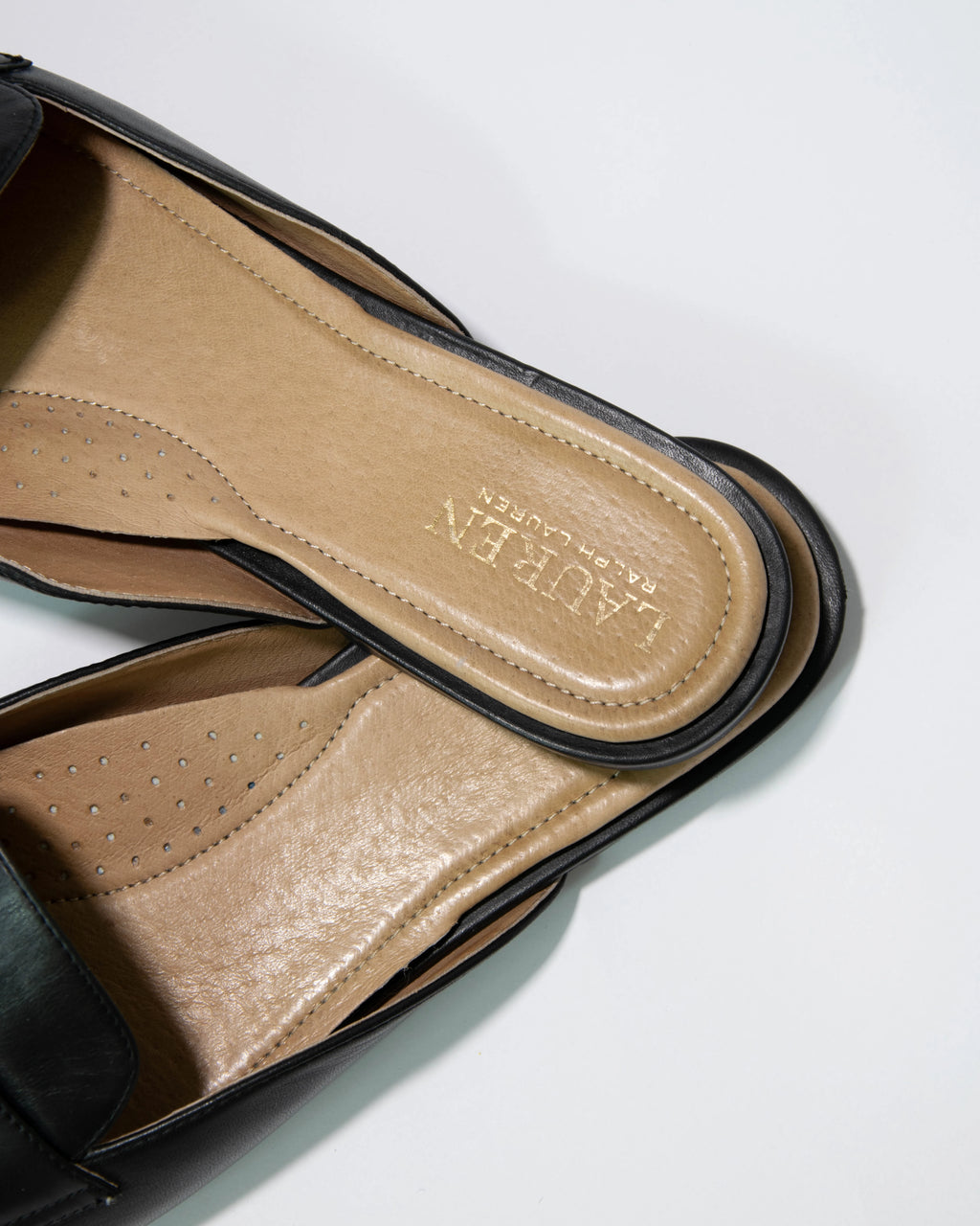 Czarne skórzane zabudowane klapki Ralph Lauren - 40 (25cm)
