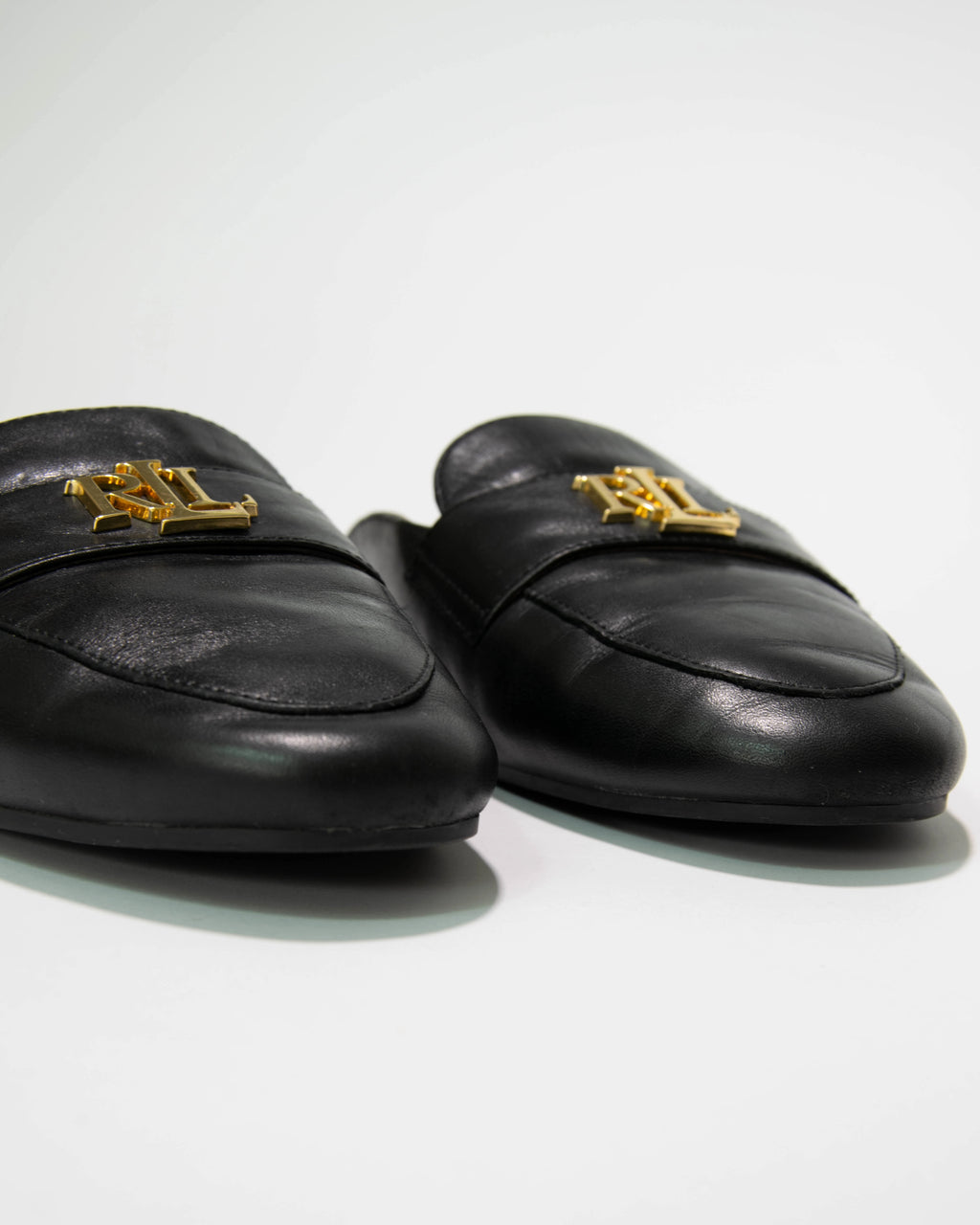 Czarne skórzane zabudowane klapki Ralph Lauren - 40 (25cm)