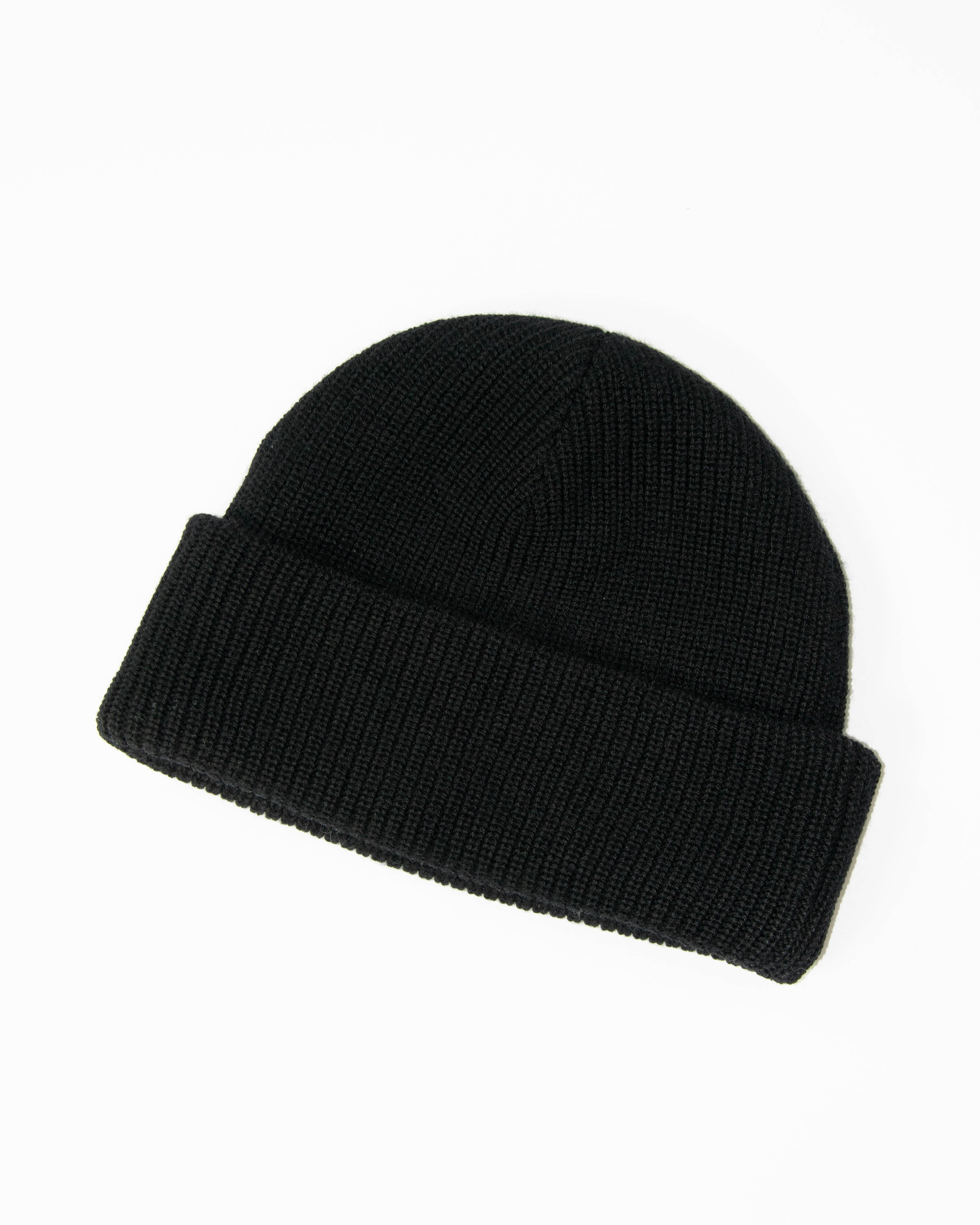 Czarna wełniana (merino) czapka Filippa K