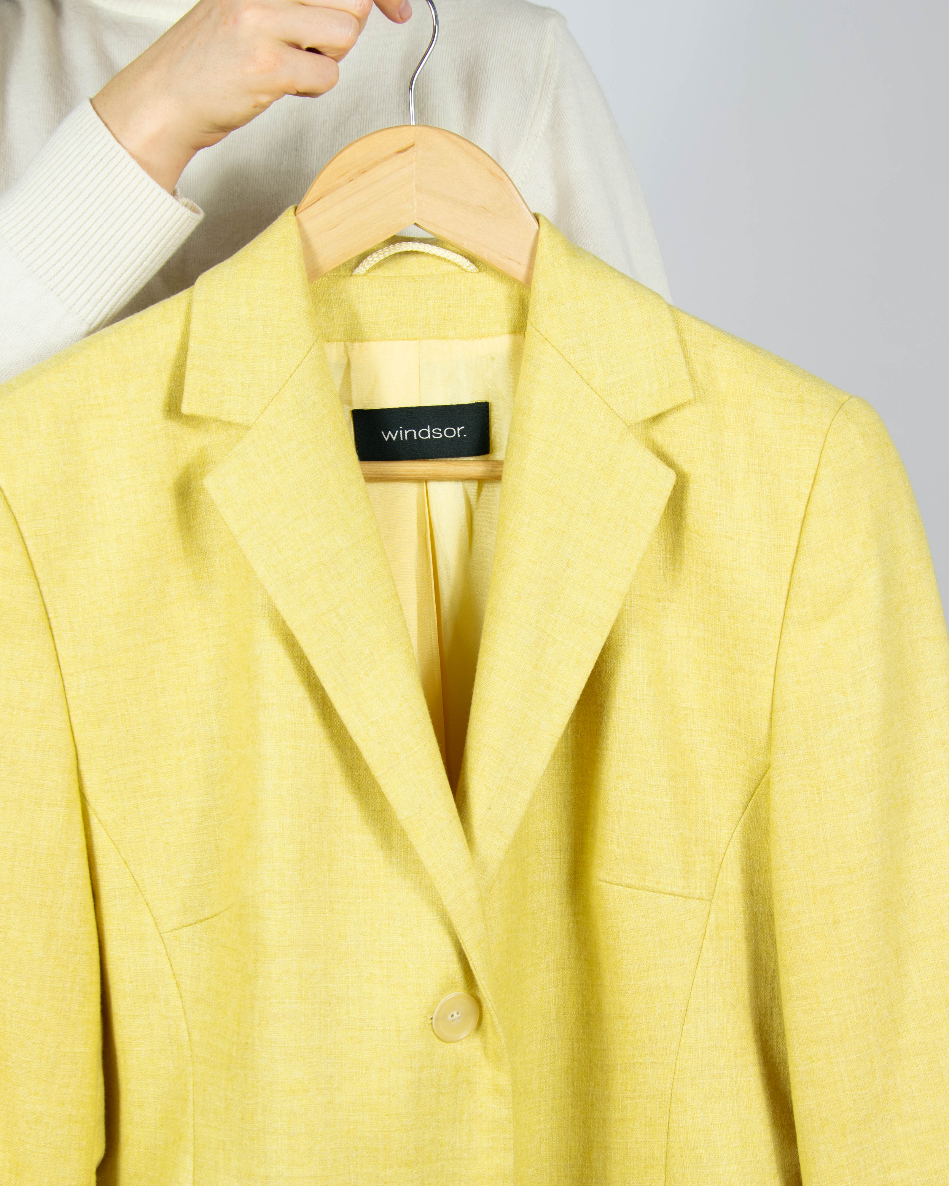 Cytrynowa kaszmirowa marynarka Windsor.