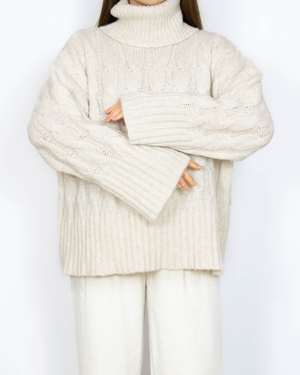 Kremowy wełniano (merino) bawełniany (egipska) sweter oversize z golfem Lovechild 1979 - M