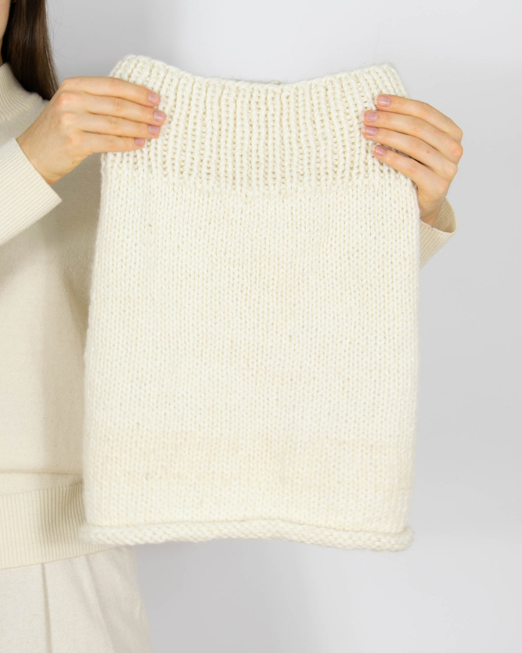 Śmietankowy wełniany (alpaka) komin handmade