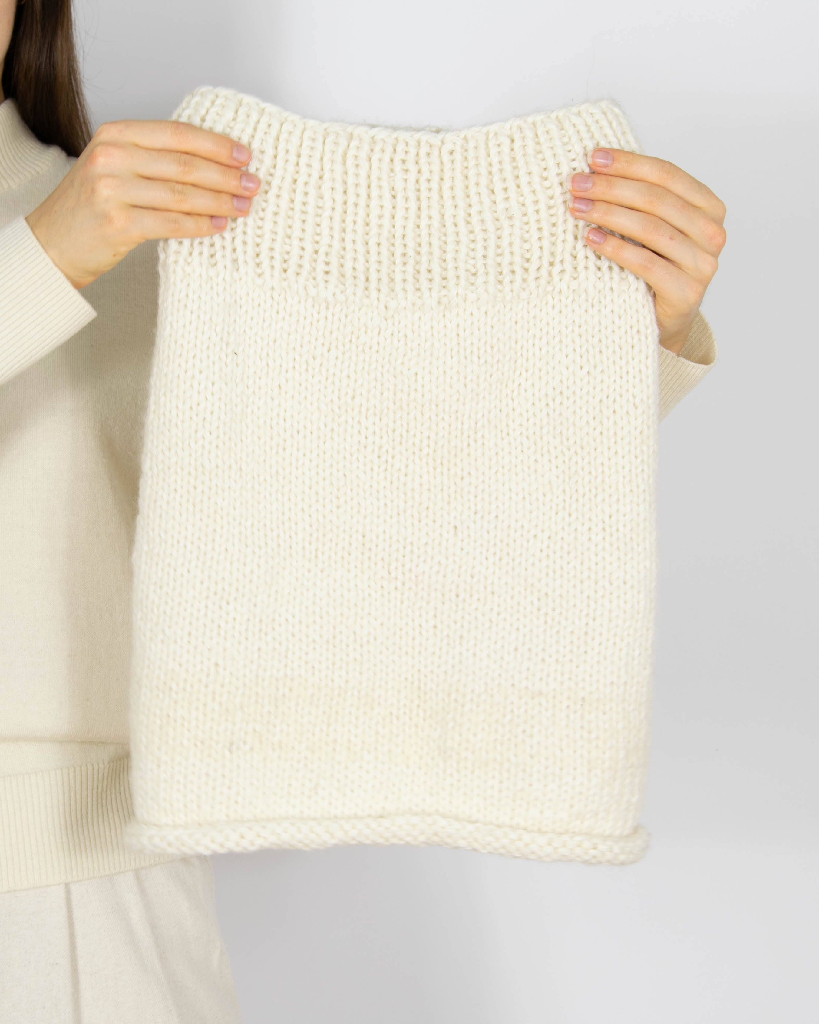 Śmietankowy wełniany (alpaka) komin handmade