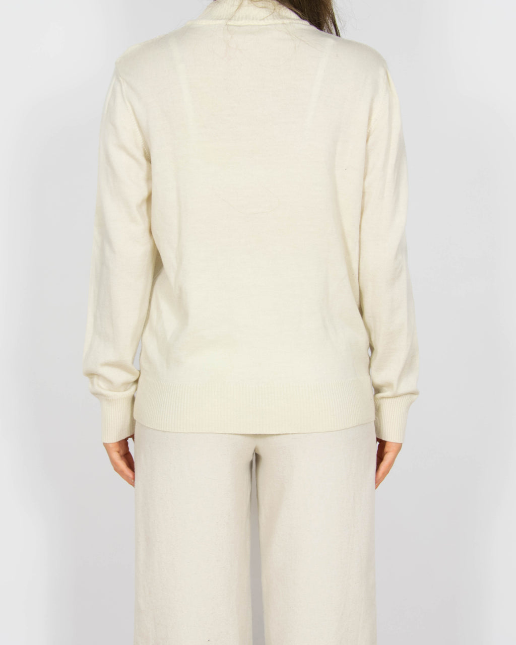 Śmietankowy wełniany (merino) sweter Milar. - L