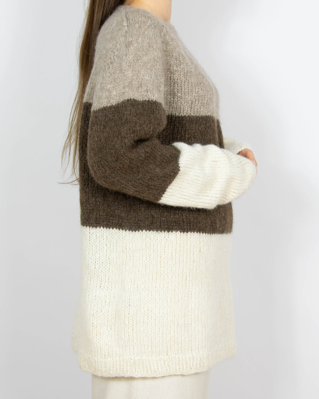 Kremowo brązowy wełniany (alpaka) sweter Handmade