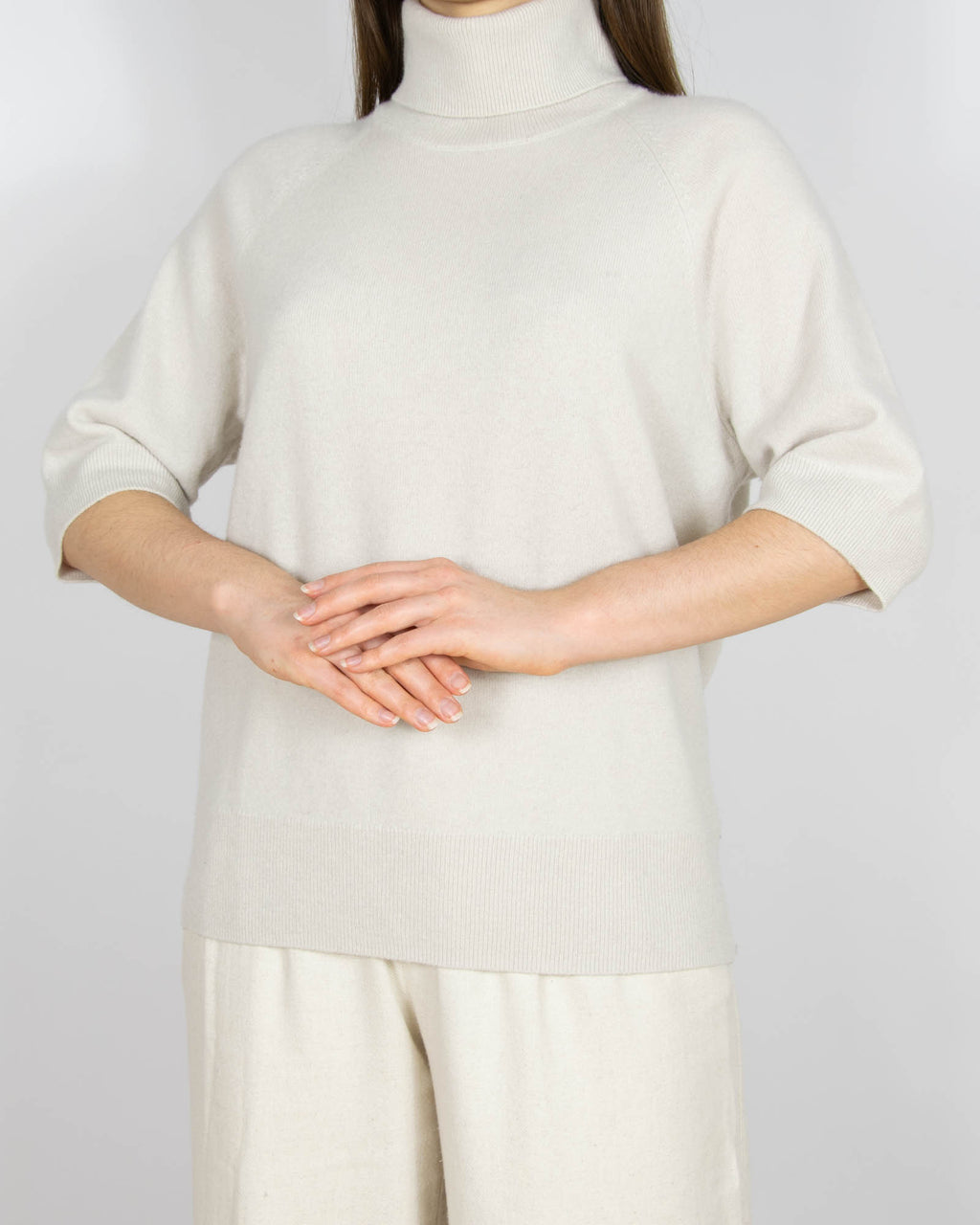 Kremowy kaszmirowy sweter z golfem H&M Premium - M/L