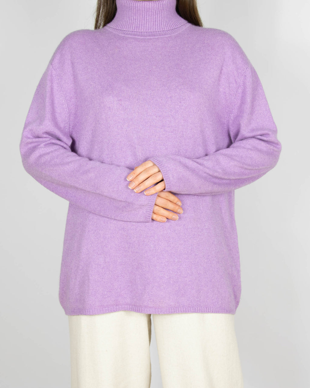 Liliowy jedwabno kaszmirowy sweter z golfem - L/XL