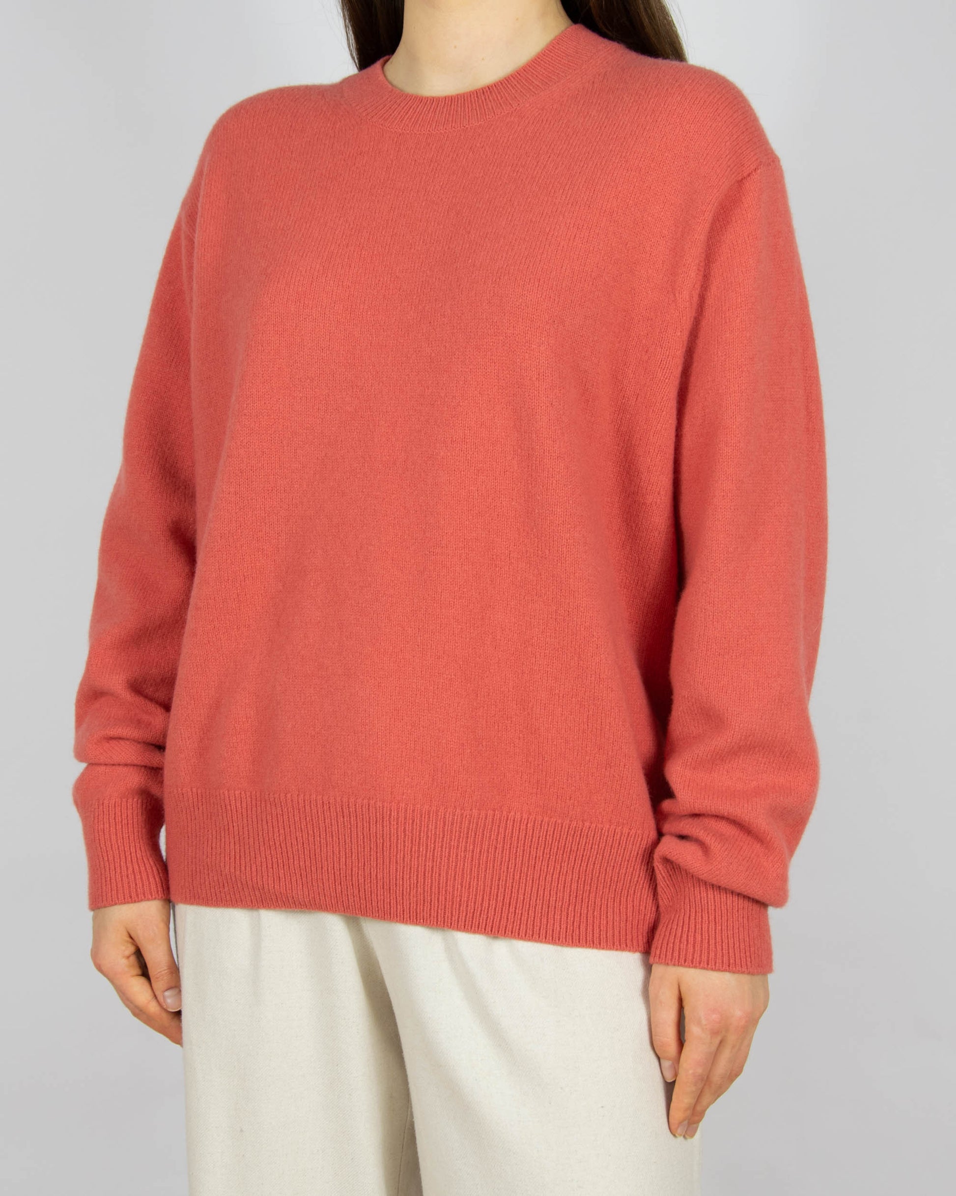 Malinowy wełniany sweter Uniqlo