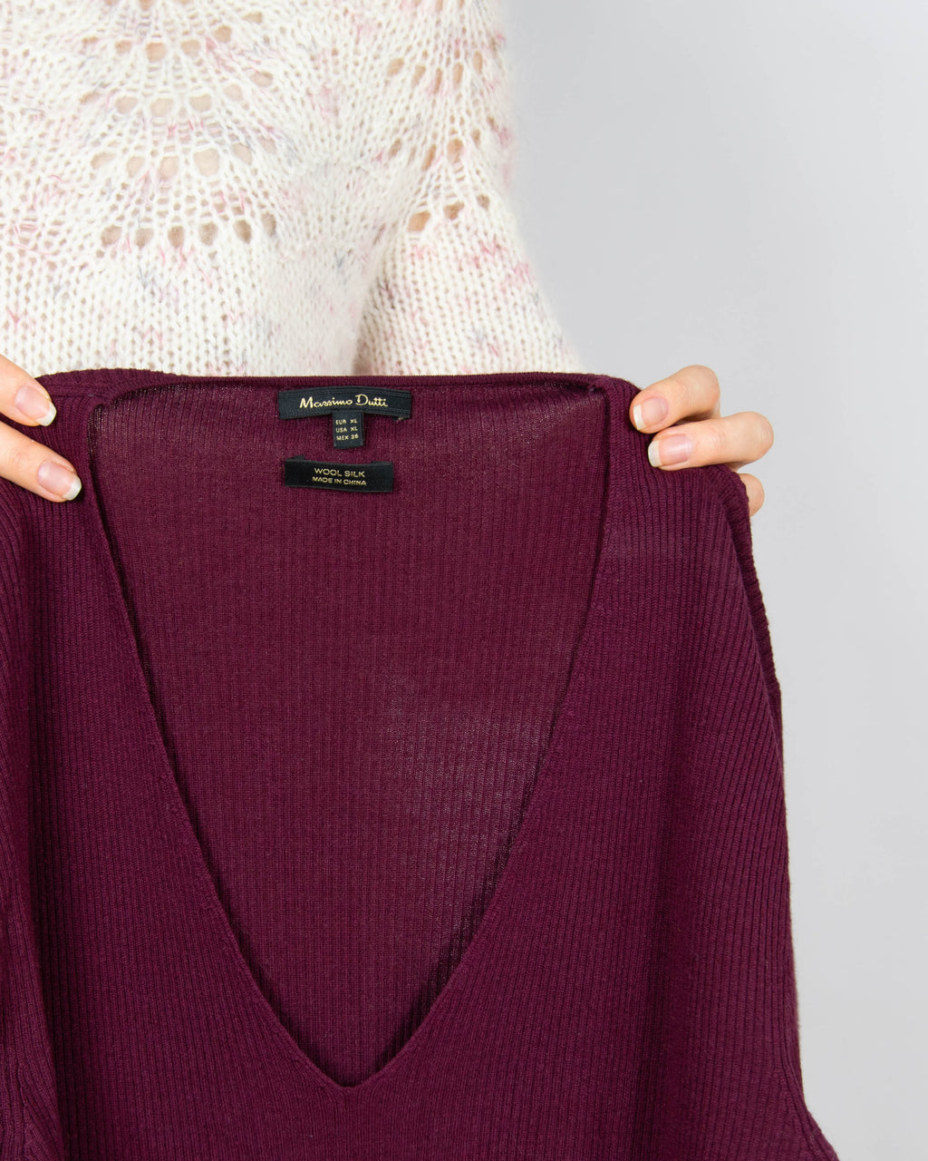 Bordowy jedwabno wełniany sweter Massimo Dutti - L