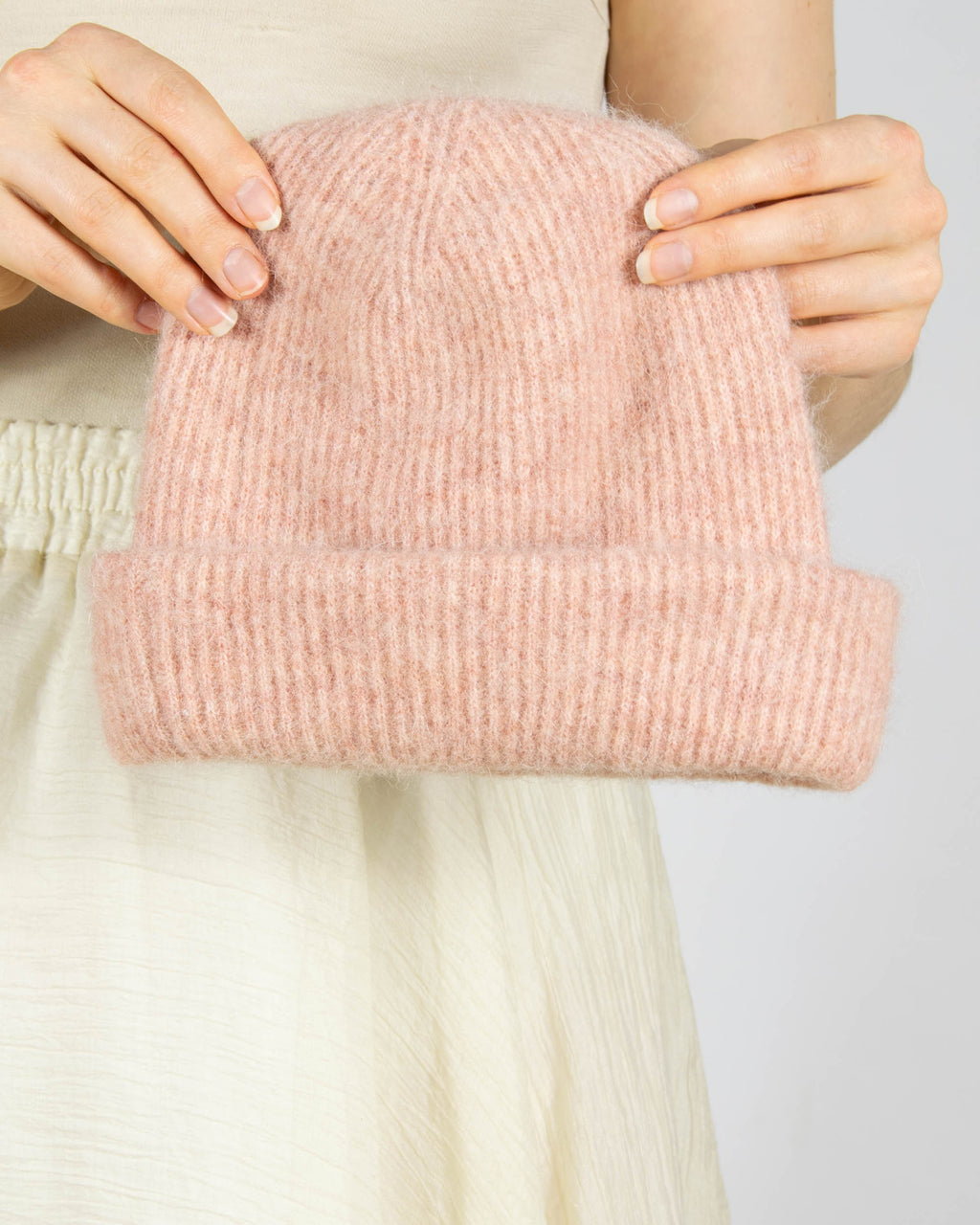 Pastelowa różowa (alpaka + wełna) czapka Samsoe Samsoe - one size