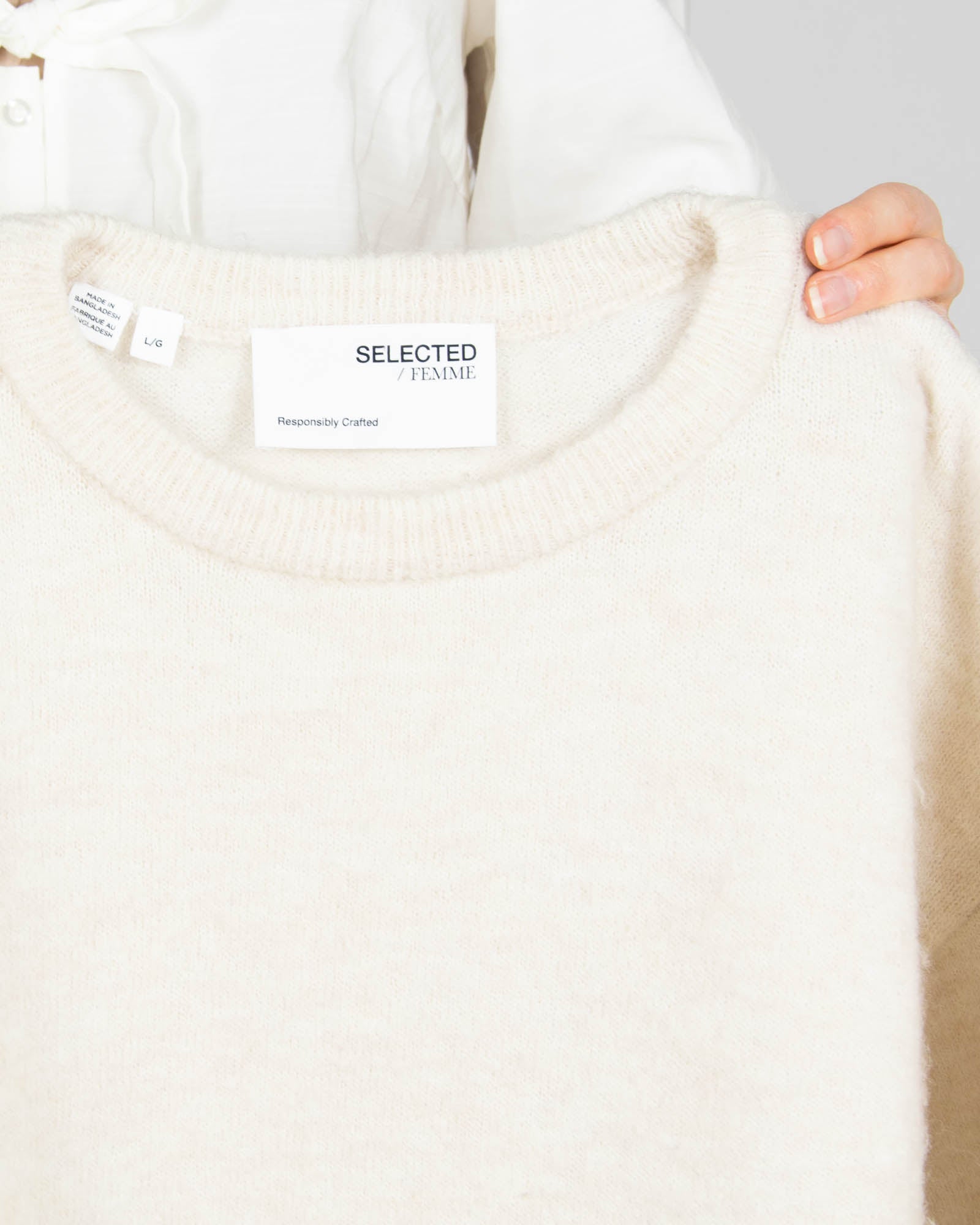 Kremowy wełniany (merino) sweter Selected Femme - M/L