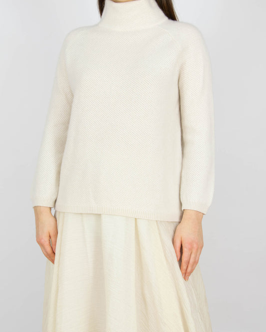 Śmietankowy kaszmirowy sweter z golfem MAX MARA