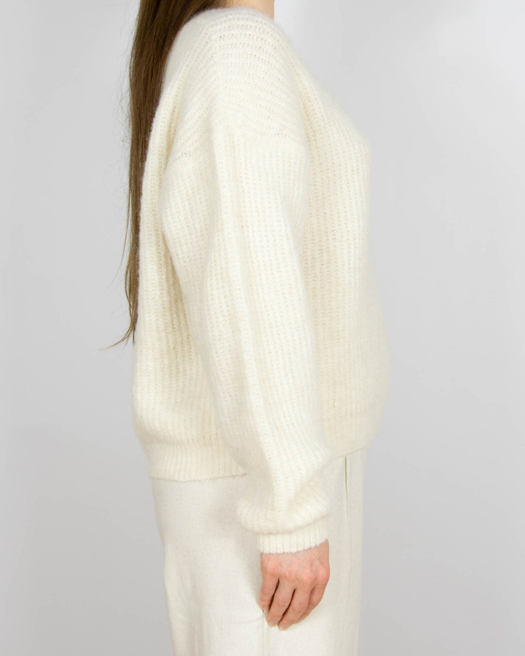Śmietankowy (wełna + alpaka) sweter American Vintage - S/M