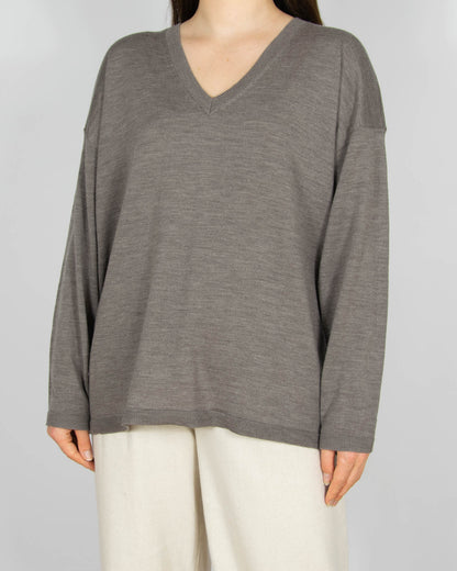 Szarobeżowy wełniany (merino extra fine) sweter M&S
