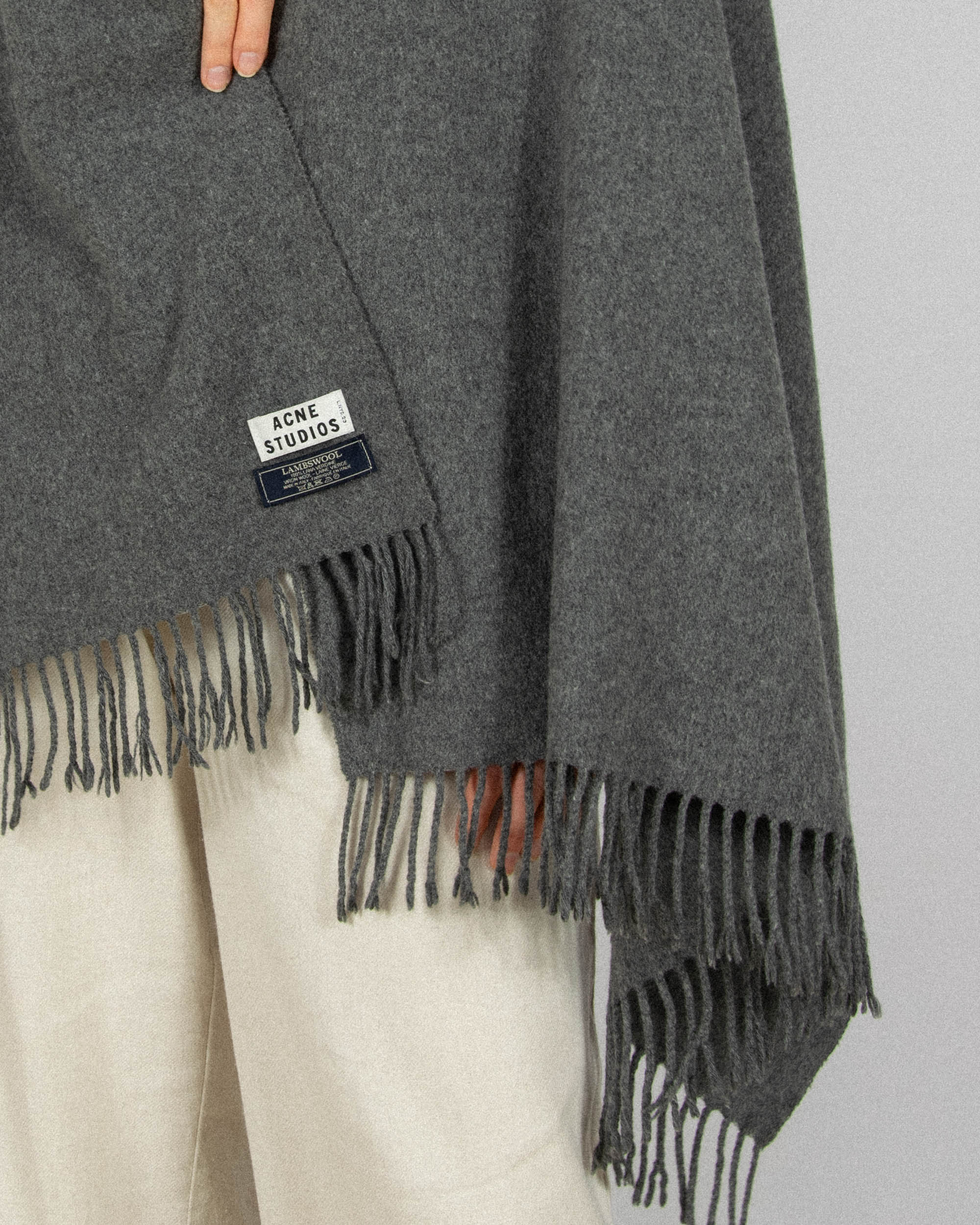 ACNE STUDIOS (wełna jagnięca)