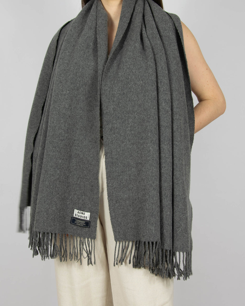 ACNE STUDIOS (wełna jagnięca)