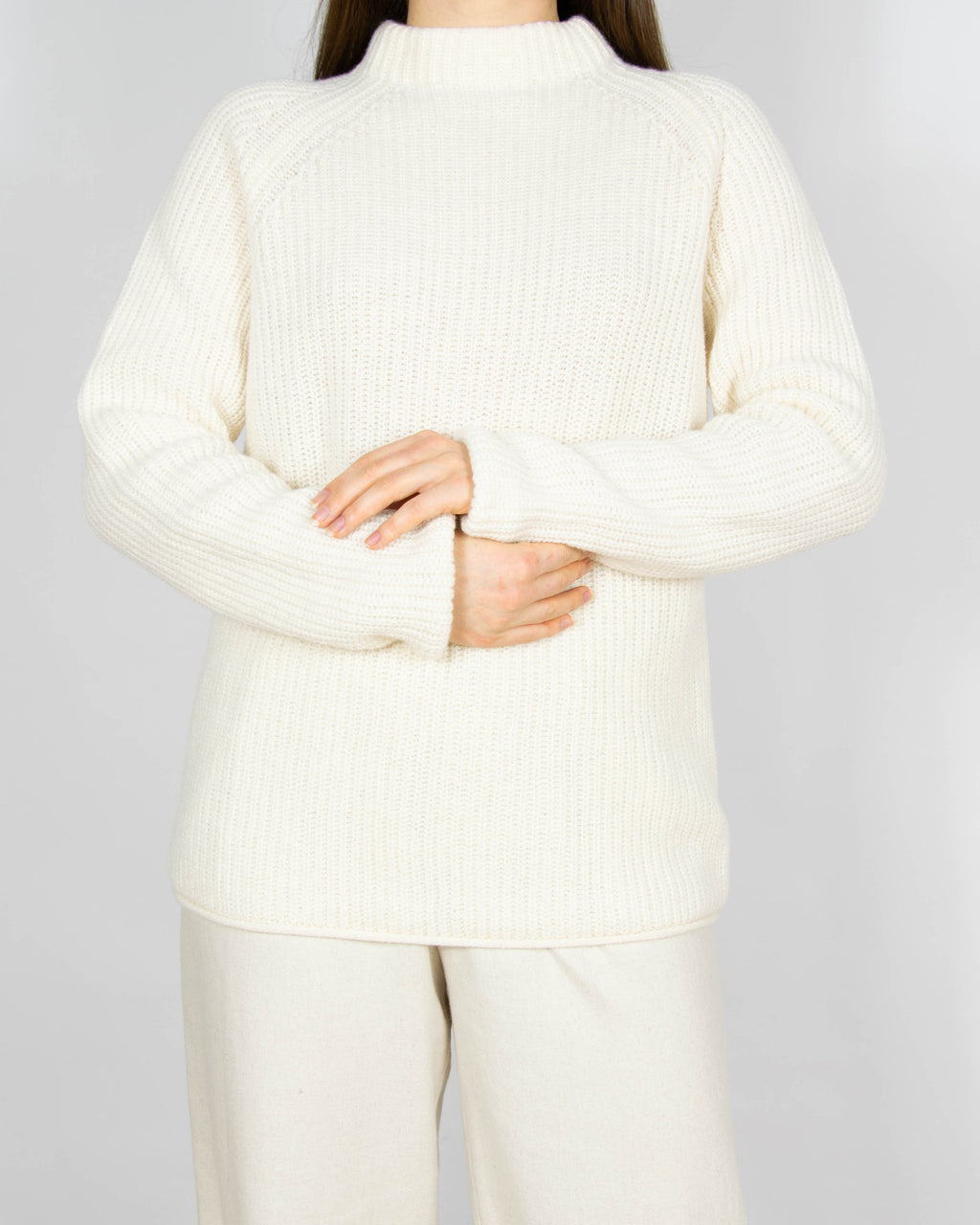 Śmietankowy wełniany (Merino Extra Fine) sweter MAERZ