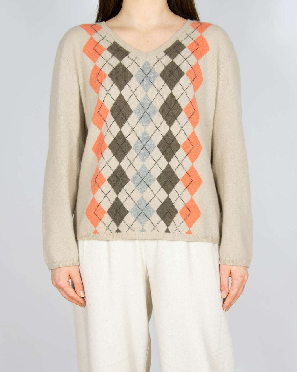 Beżowy kaszmirowy sweter w romby - L