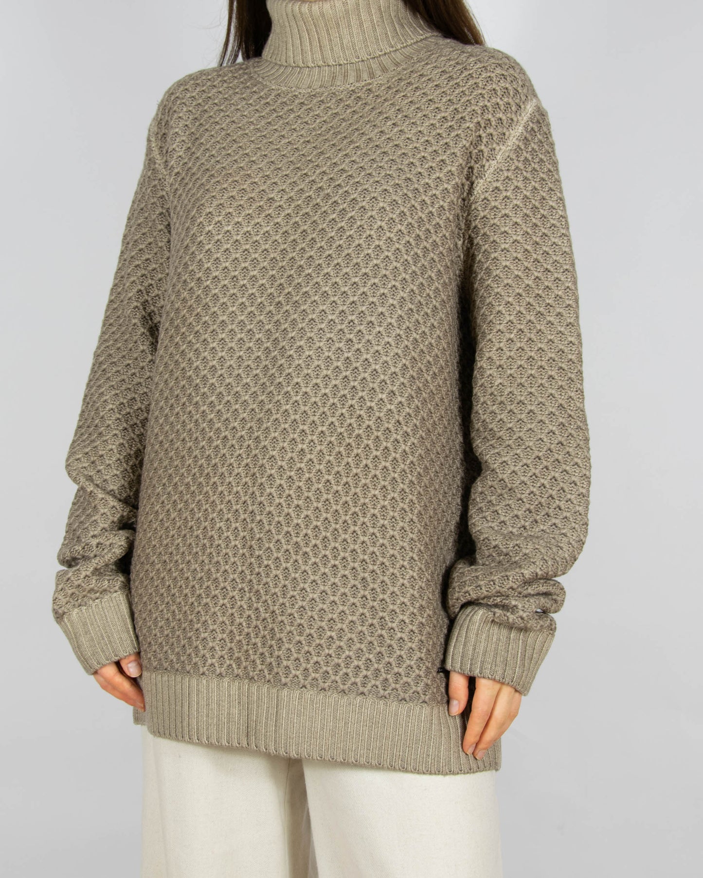Beżowy wełniany (virgin wool) sweter z golfem JOOP!