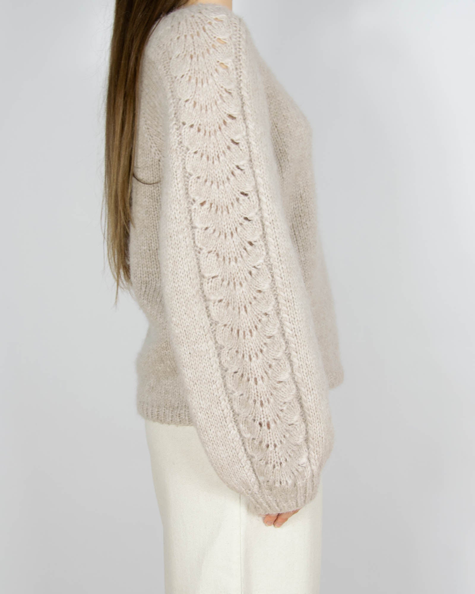 Beżowy wełniany (alpaka) sweter Handmade - M