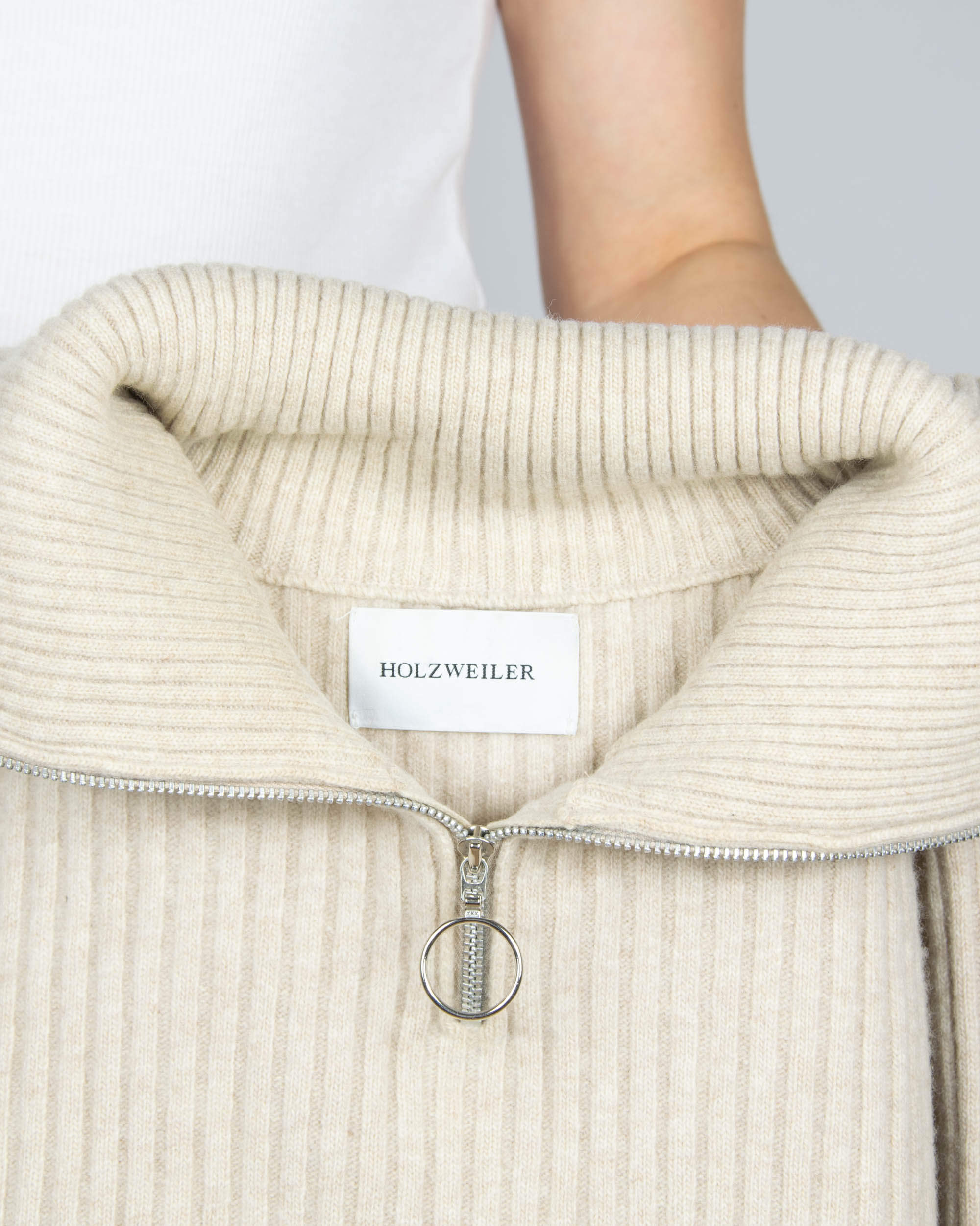 Holzweiler (wełna - Italian extra fine wool) - S