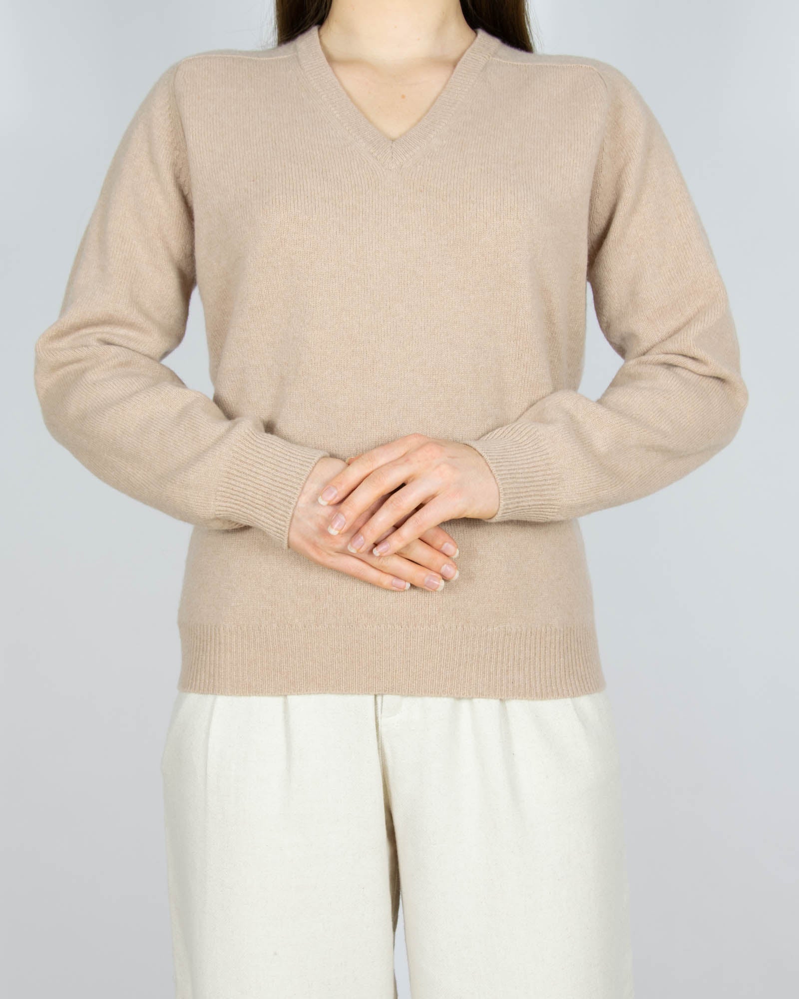 Beżowy wełniany (wełna jagnięca) sweter - M