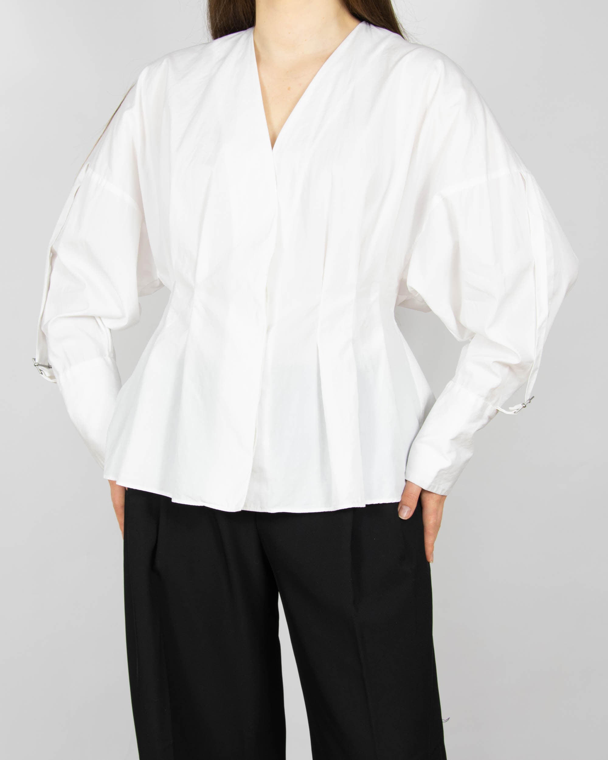 Biała bawełniana koszula skandynawskiej marki premium By Malene Birger.