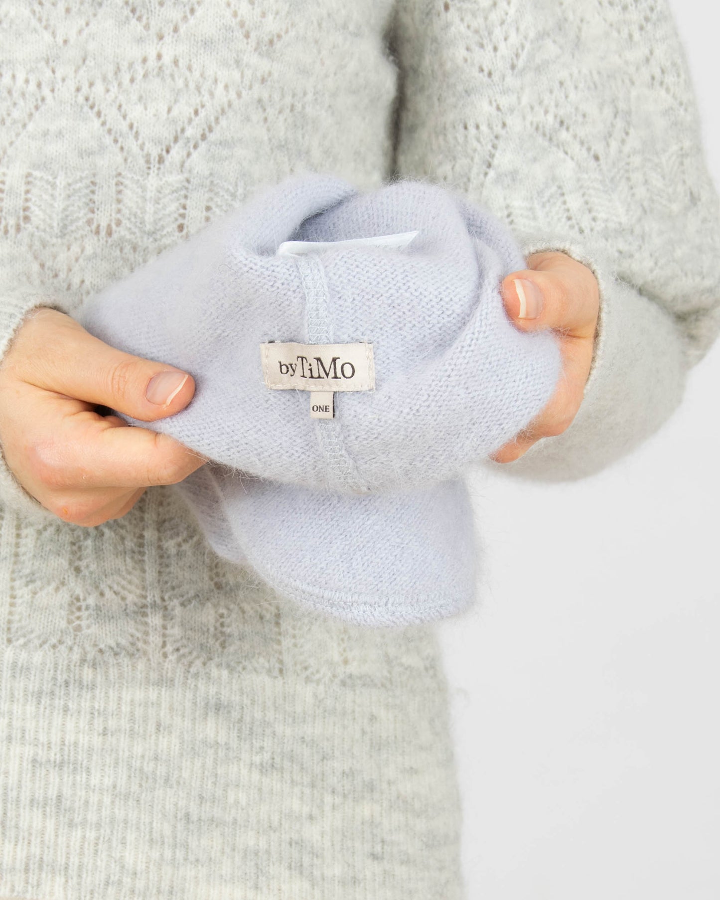 Błękitna (angora) czapka byTiMo - one size