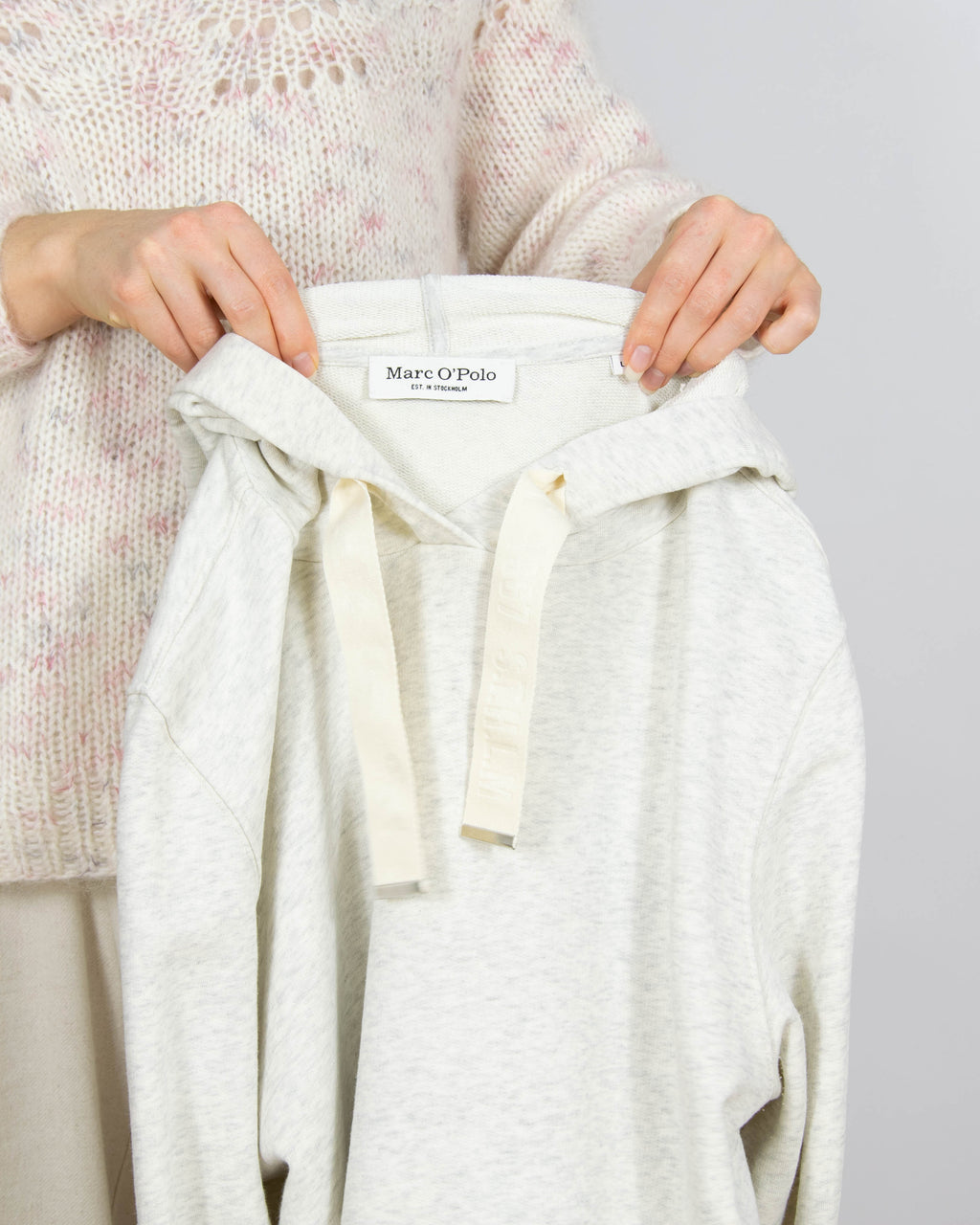 Szara bawełniana (organic) bluza damska Marc O'Polo - L