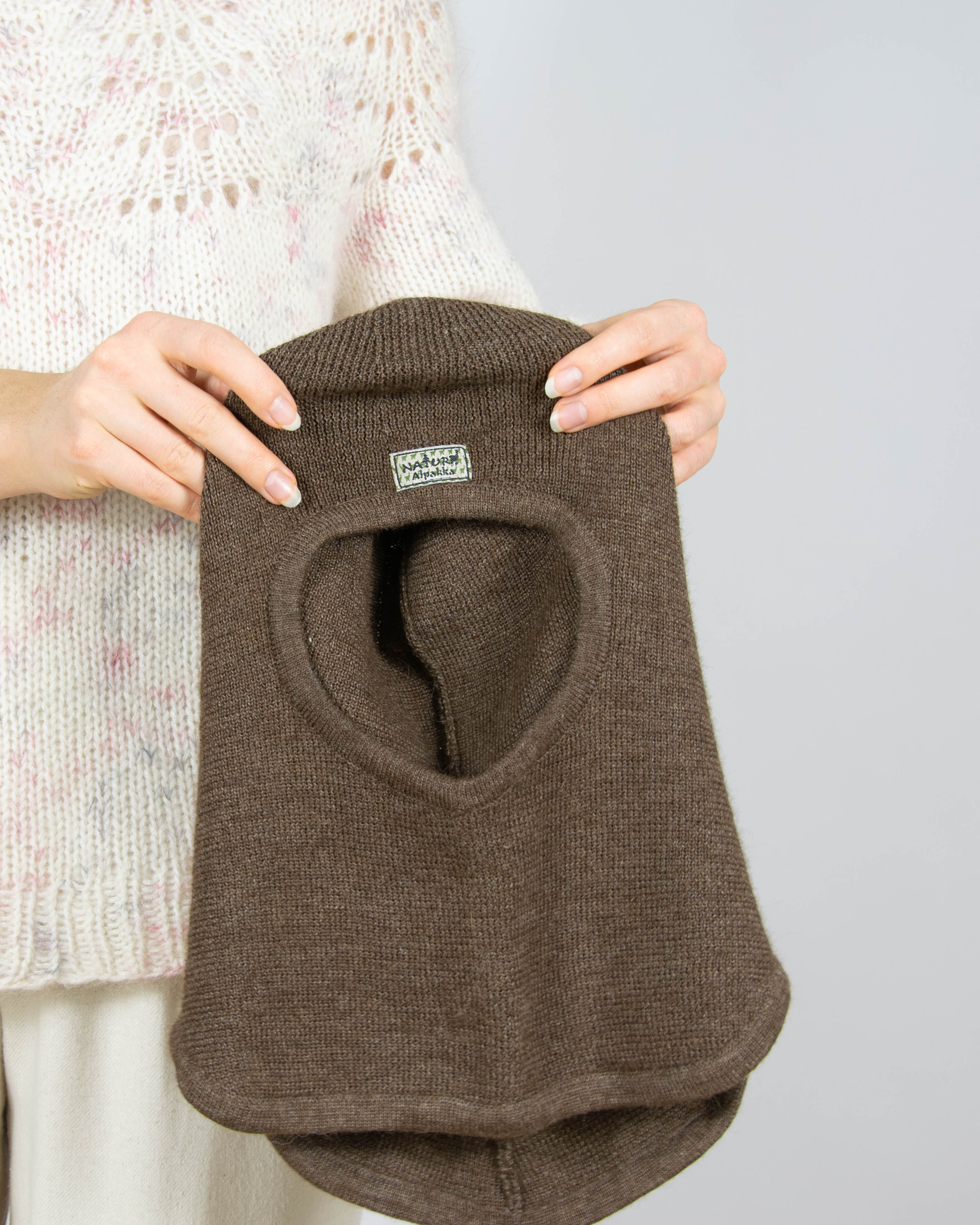 Brązowa wełniana (baby alpaka) balaclava Natur Alpakka