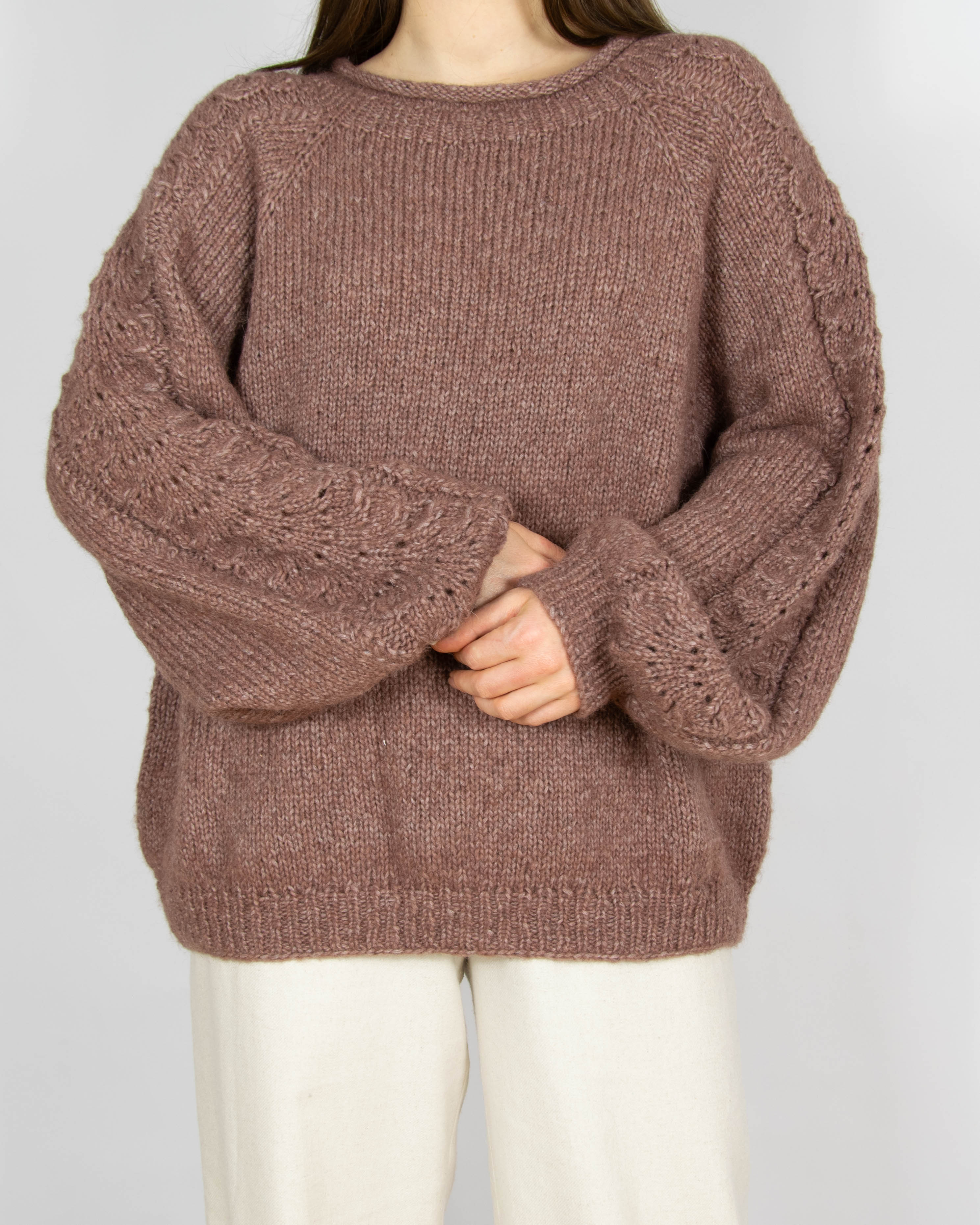 Kakaowy wełniany (alpaka) sweter Handmade