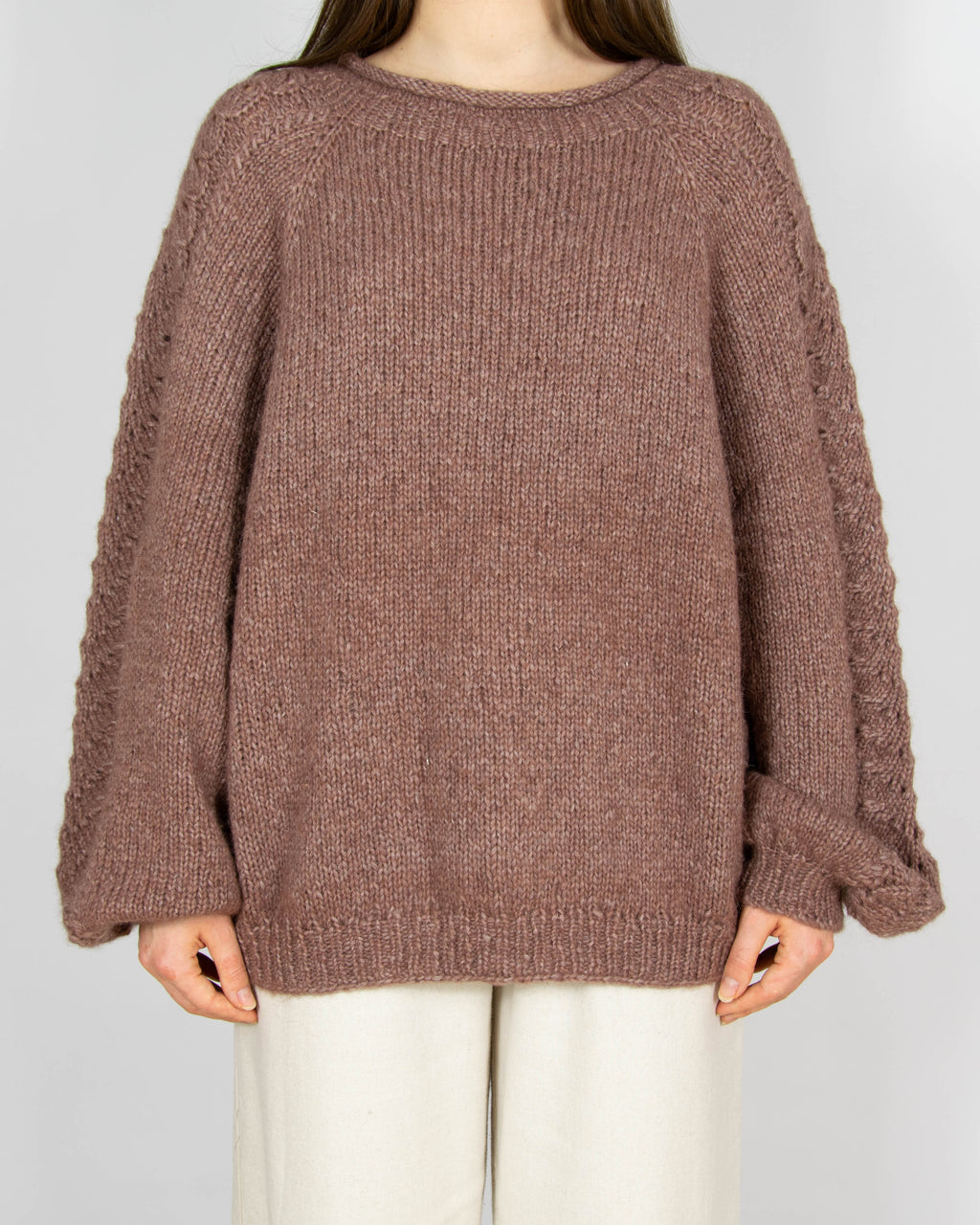 Kakaowy wełniany (alpaka) sweter Handmade