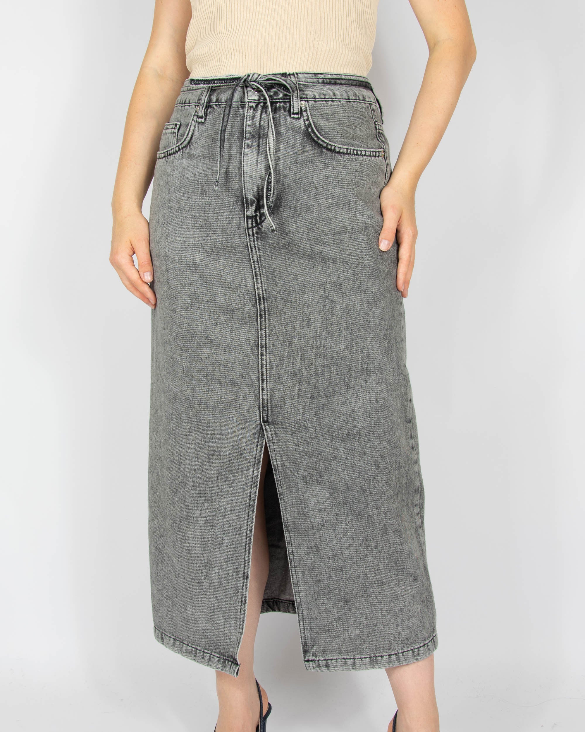 Szara spódnica jeansowa marki premium DAY Birger et Mikkelsen