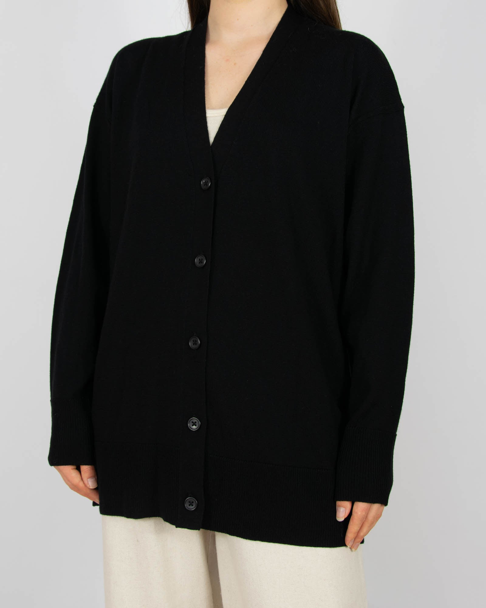 Czarny wełniany (merino extra fine) kardigan Cubus