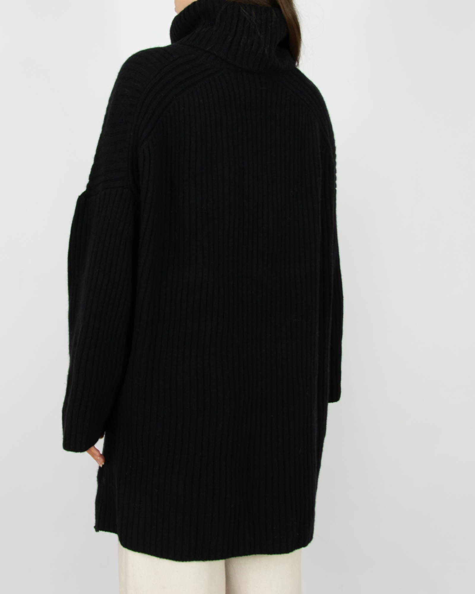 Czarny (wełna + kaszmir) prążkowany sweter oversize golf H&M Premium - M/L