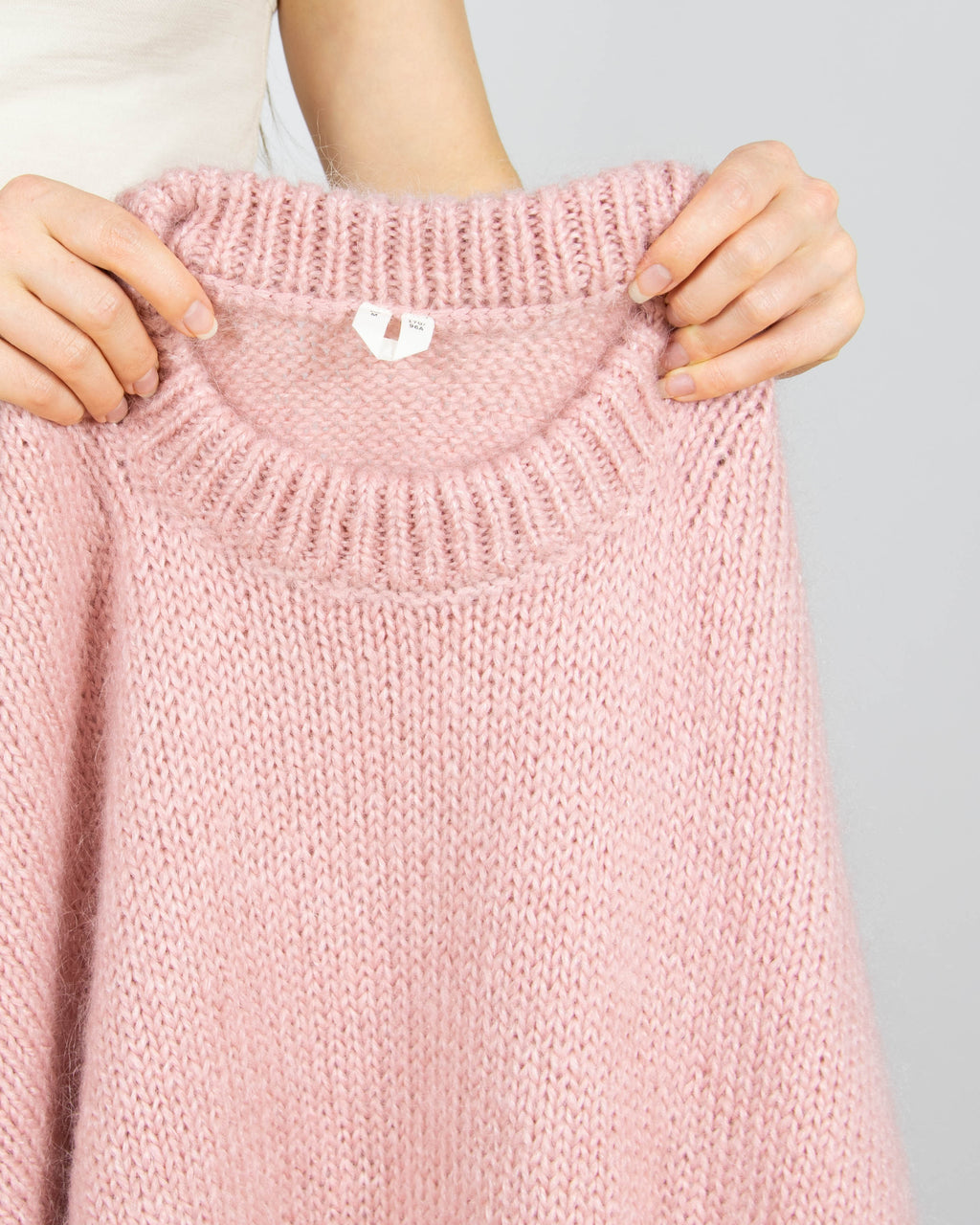 Pastelowy różowy moherowy sweter Arket - M