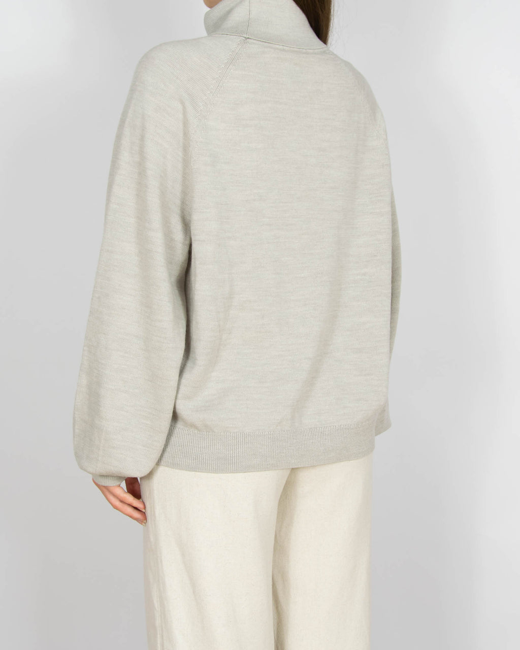Szarobeżowy wełniany (merino) sweter MSCH Copenhagen x Cecilie Haugaard - M/L