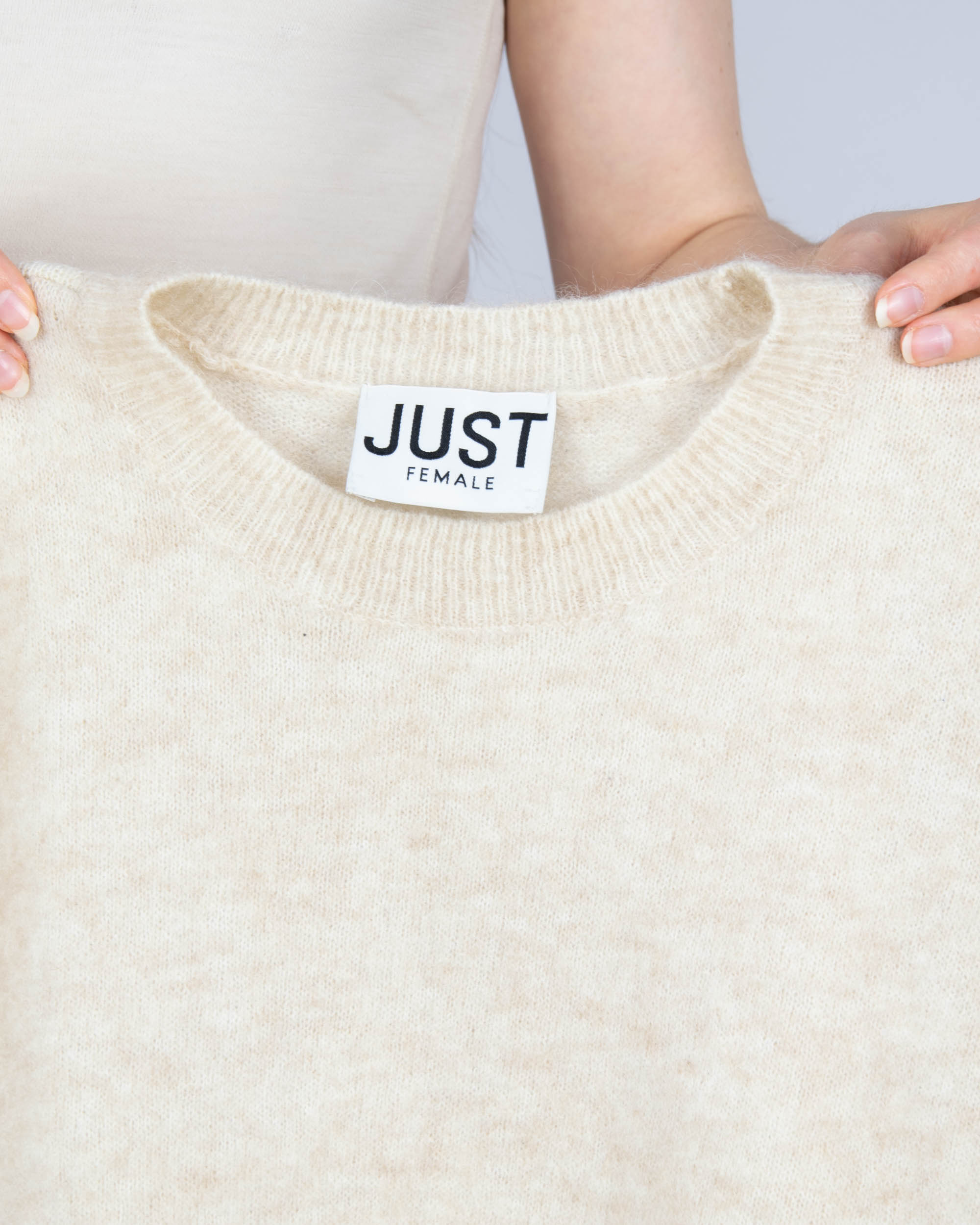 JUST FEMALE (moher + wełna) - S/M